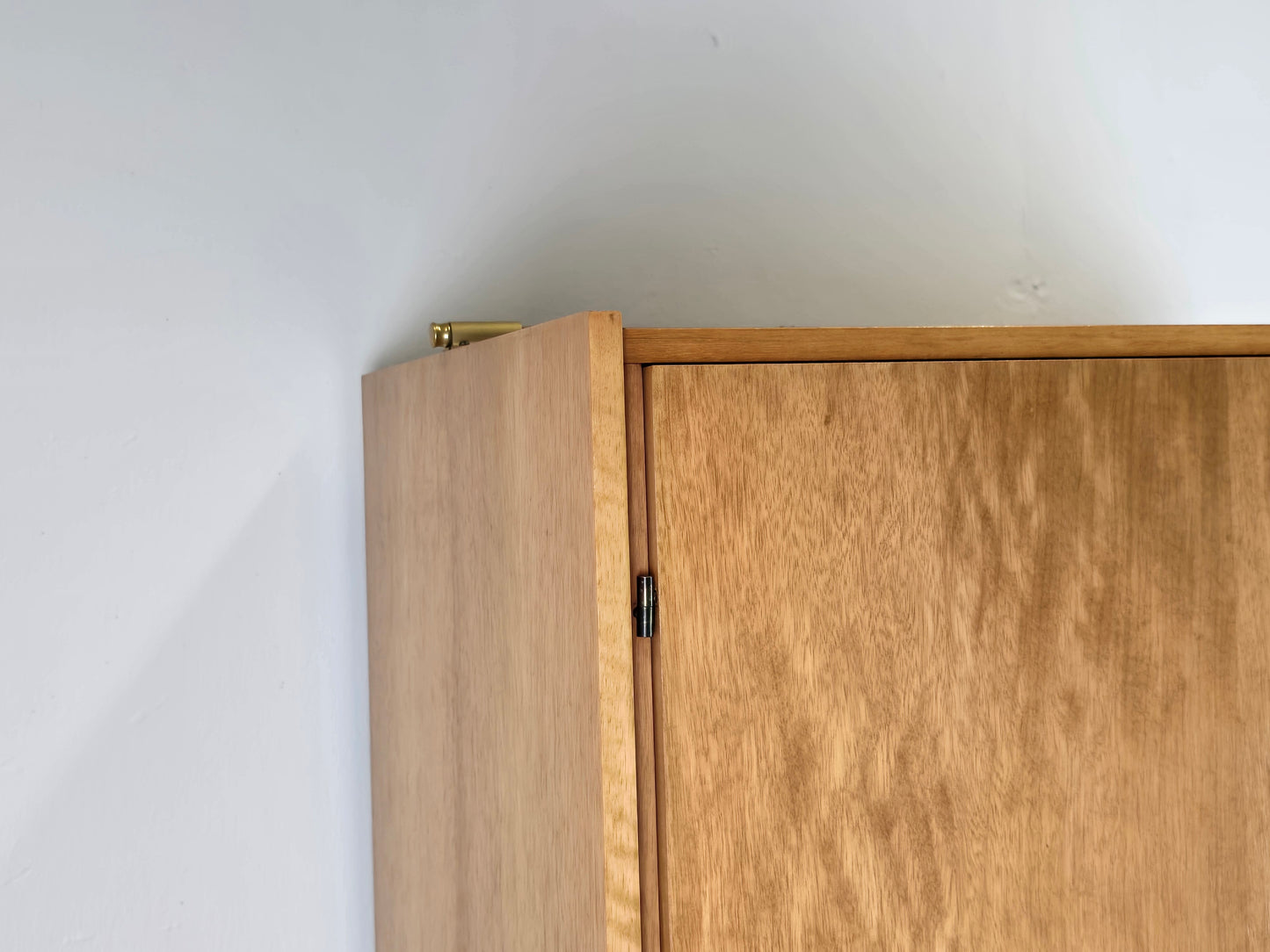 VINTAGE KLEIDERSCHRANK holz schrank rüster 1960er mid century