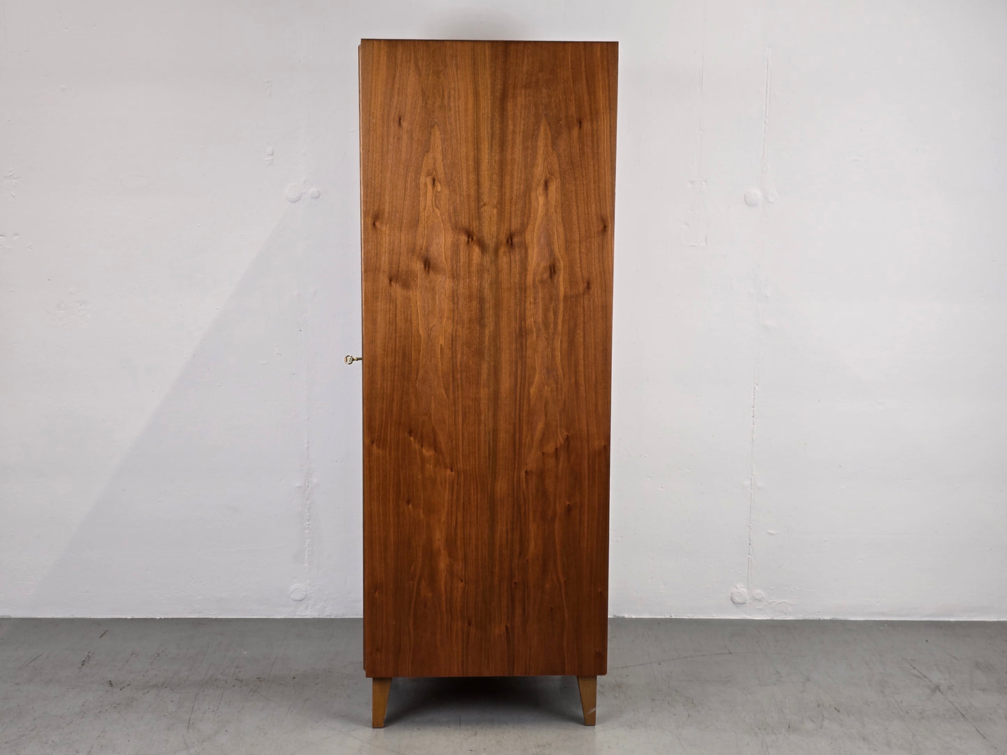 VINTAGE KLEIDERSCHRANK holz schrank nussbaum schmal 1960er mid century