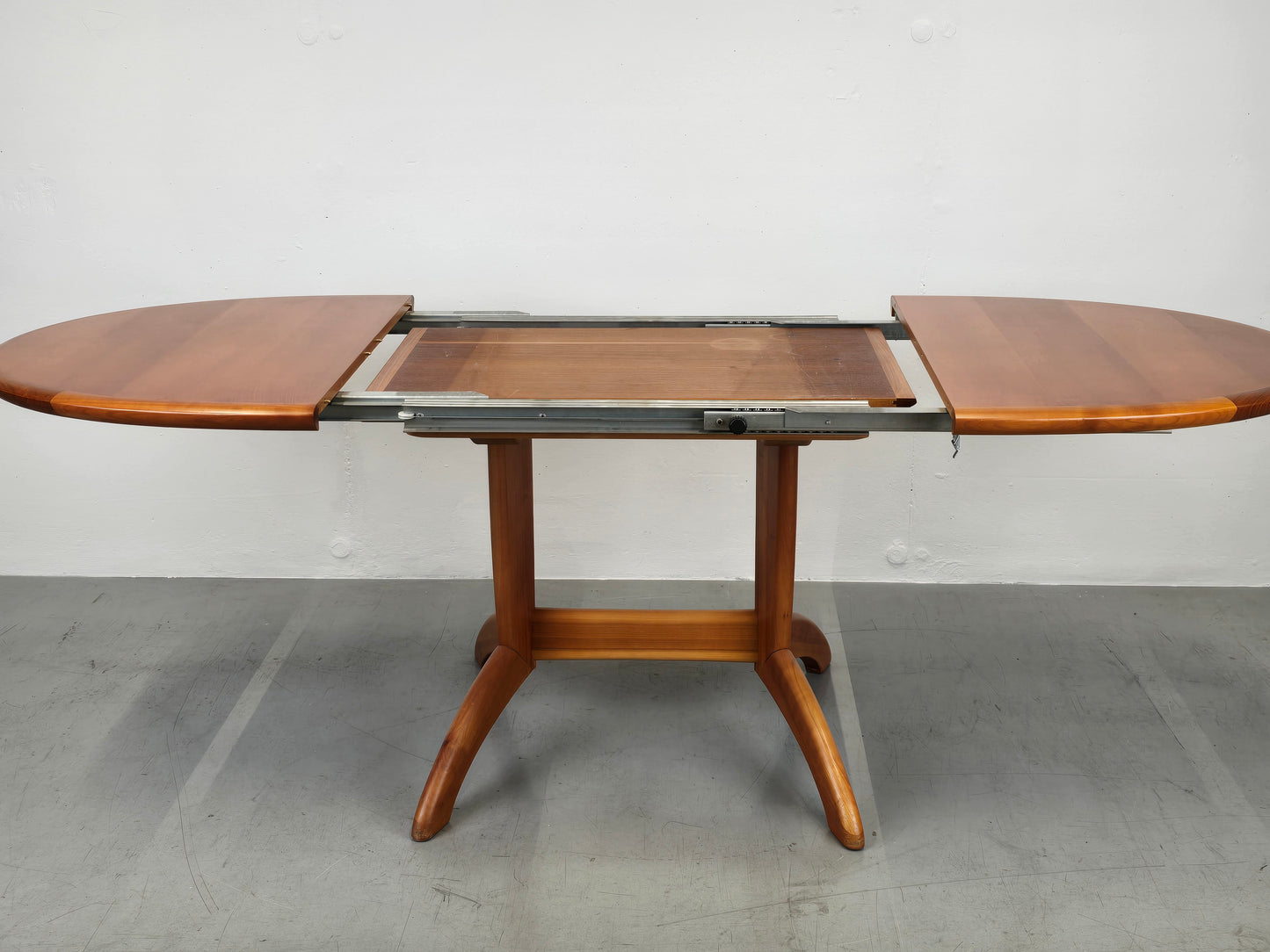 KIRSCHBAUM HOLZ ESSTISCH oval vintage kirsche esszimmer ausziehbar