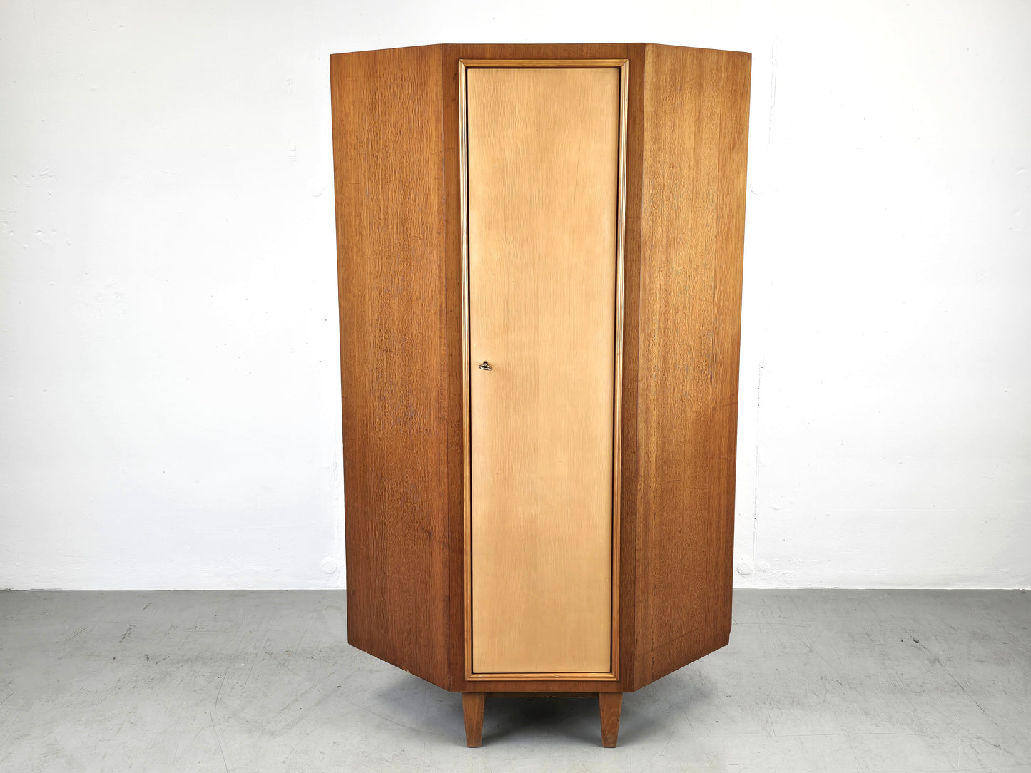 VINTAGE ECKSCHRANK kleiderschrank 1950er holz schrank eck kommode