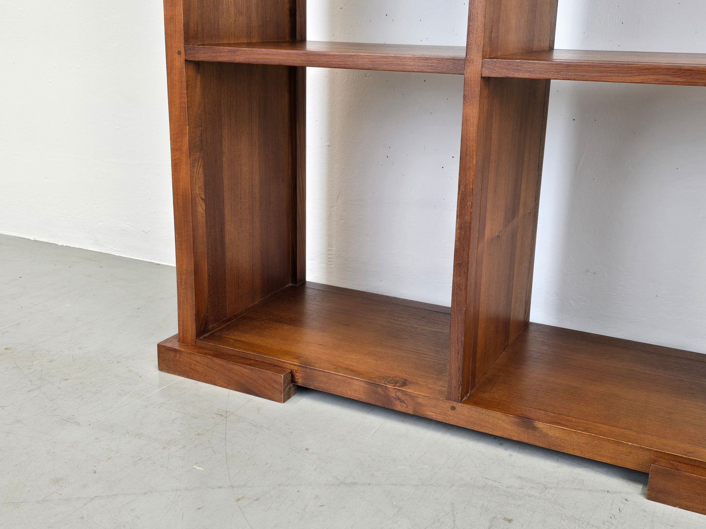 KOLONIE MÖBEL holz nussbaum regal schrank bücherregal Bibliothek