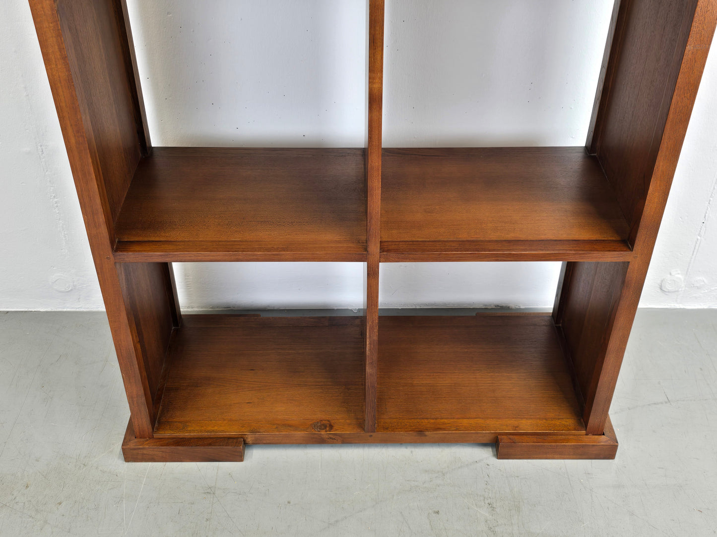 KOLONIE MÖBEL holz nussbaum regal schrank bücherregal Bibliothek