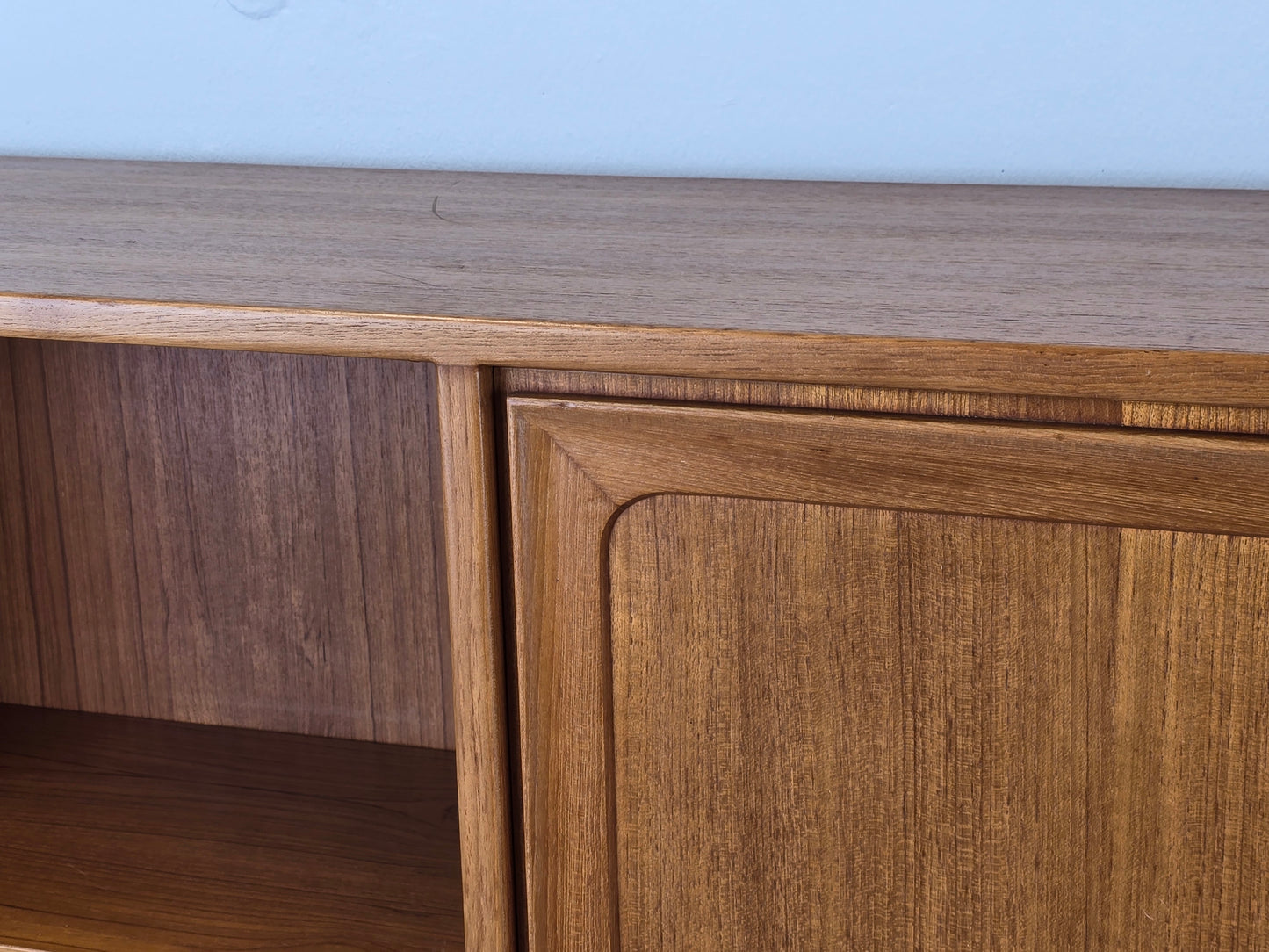 DÄNISH TEAK SIDEBOARD highboard tv board kommode vintage mid century denmark