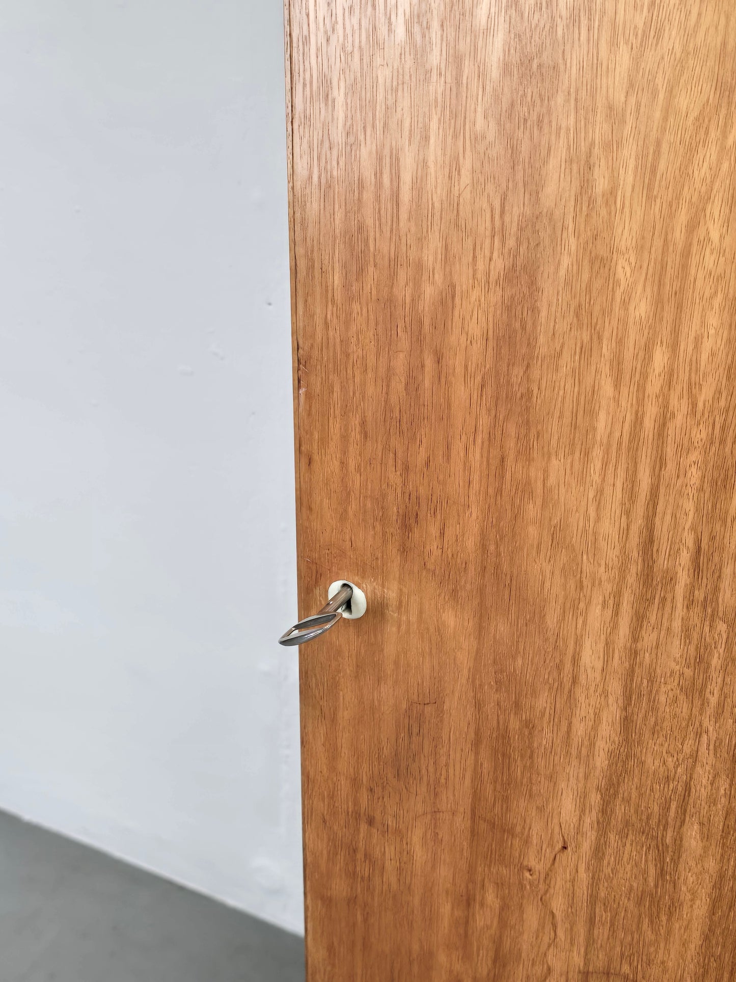 VINTAGE KLEIDERSCHRANK schrank rüster holz schmal Küchenschrank