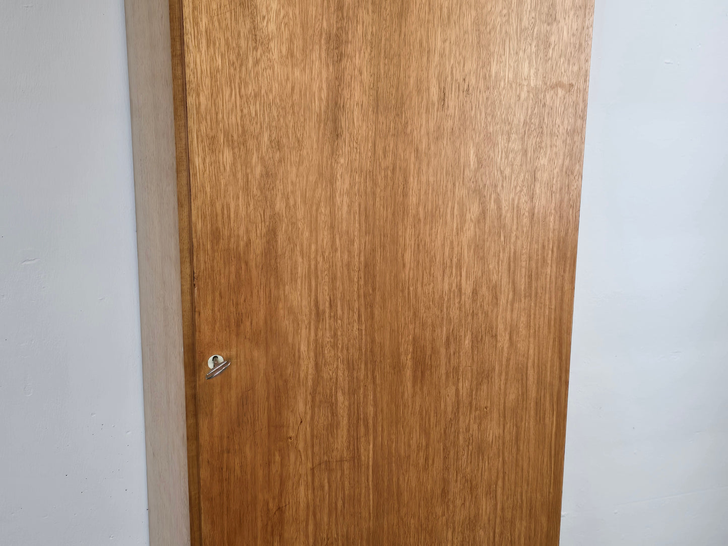 VINTAGE KLEIDERSCHRANK schrank rüster holz schmal Küchenschrank
