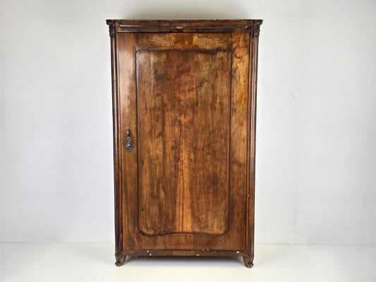 ANTIK KLEIDERSCHRANK nussbaum antiker schrank holz vollholz vertiko