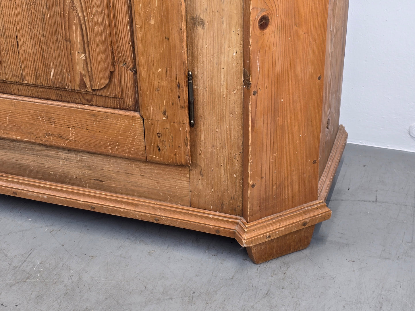 VINTAGE BAUERSCHRANK vollholz holz schrank kleiderschrank weichholz