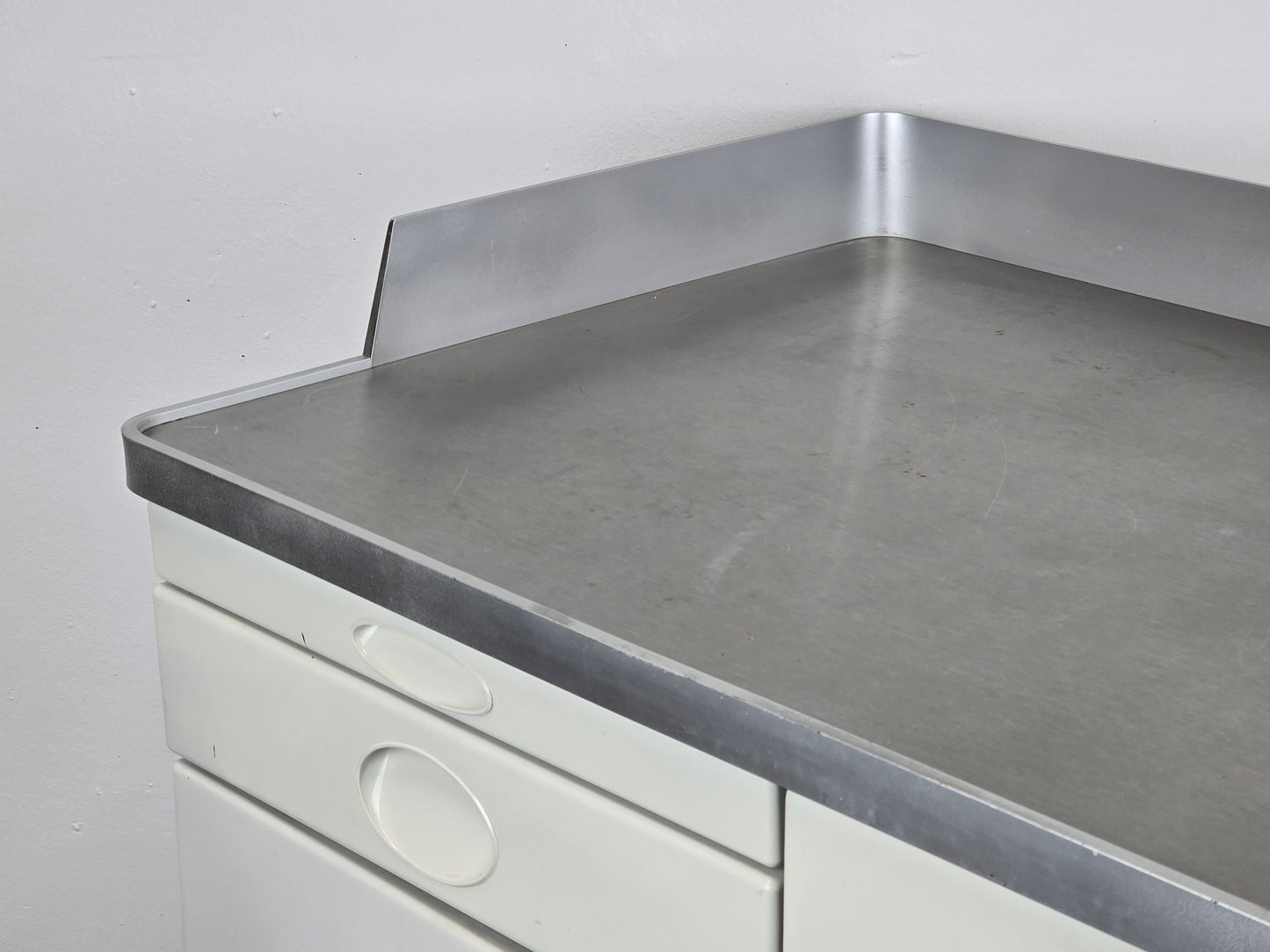 MAQUET KOMMODE wagen medizin schrank weiß sideboard industrial servierwagen