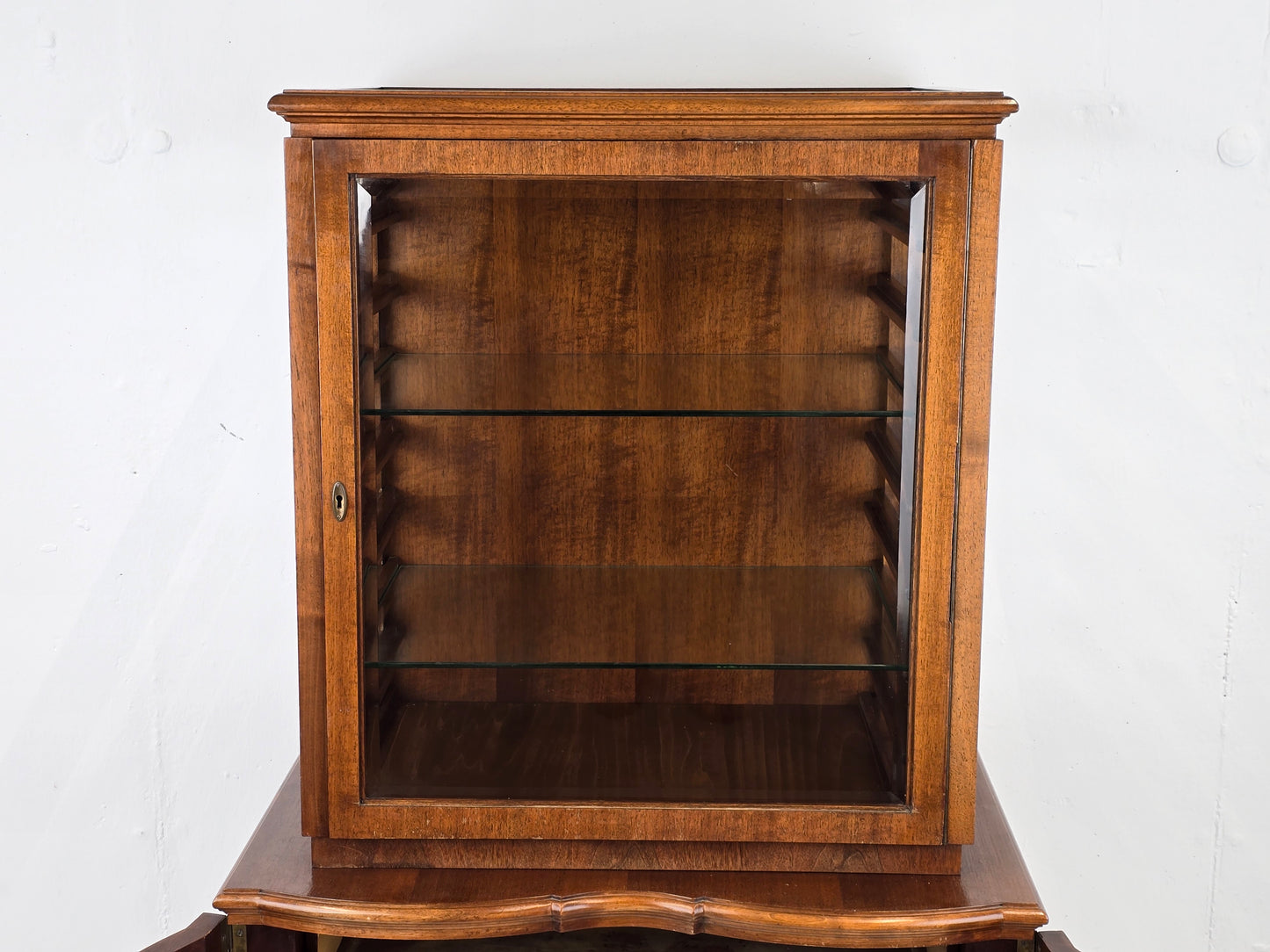 ANTIK VITRINE holz kommode schränckchen vitrinenschrank vintage