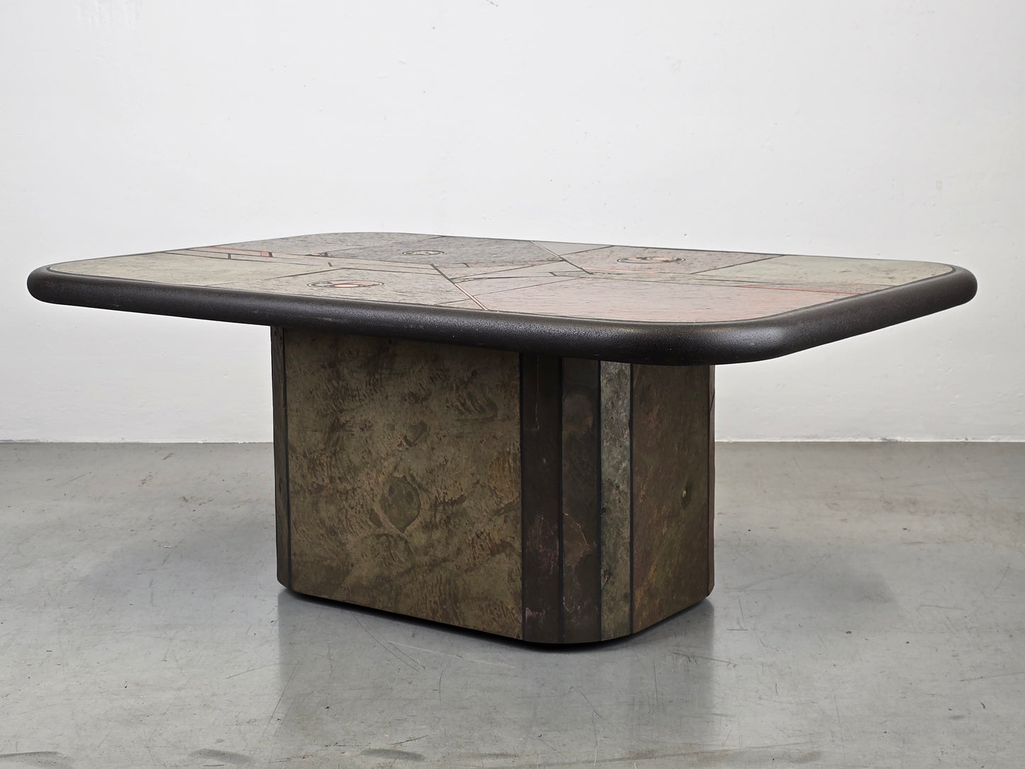 PAUL KINGMA COUCHTISCH tisch wohnzimmer brutalistisch beistelltisch stein