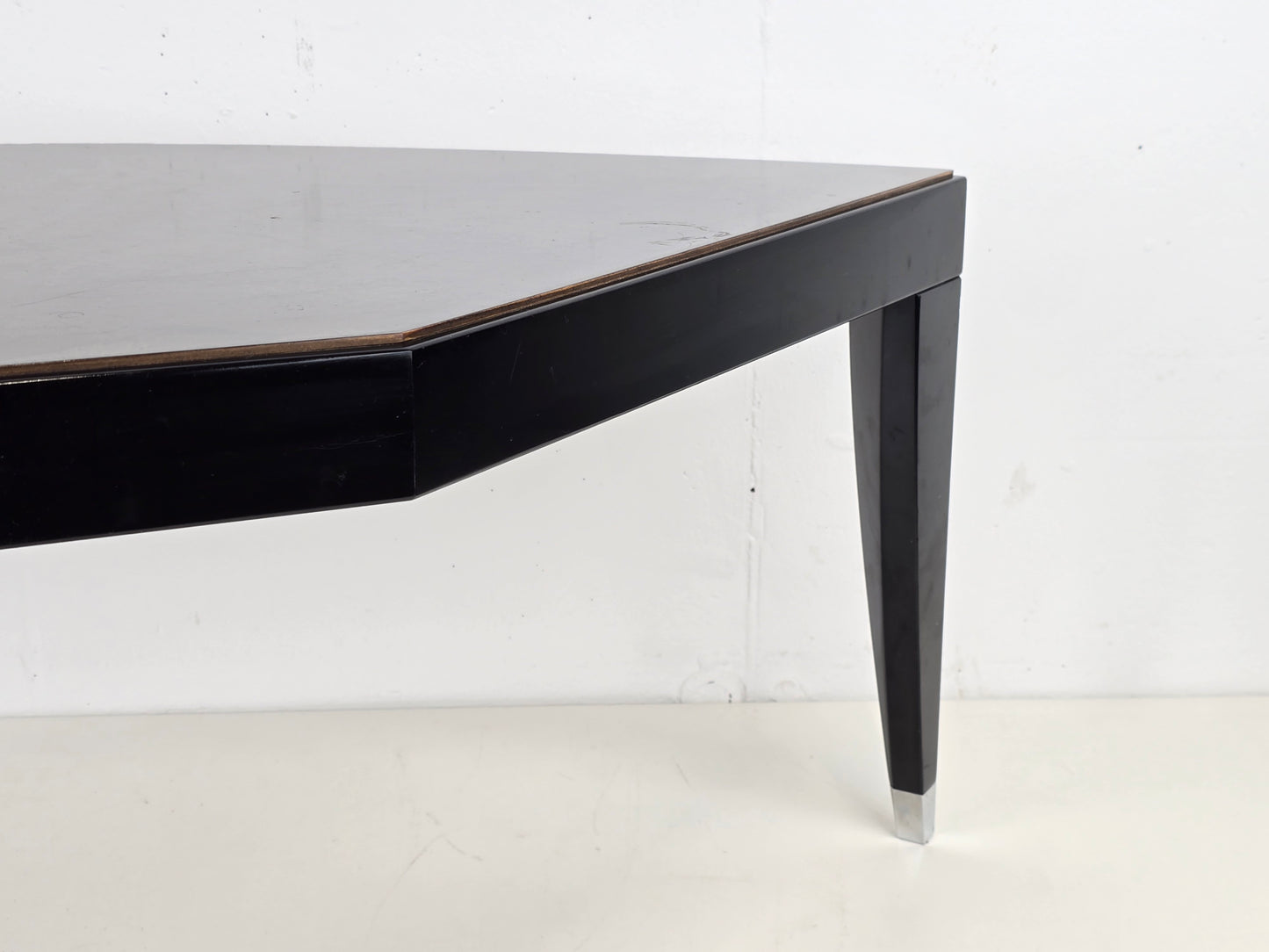 VINTAGE COUCHTISCH wohnzimmer tisch schwarz sofa pflanzen beistelltisch