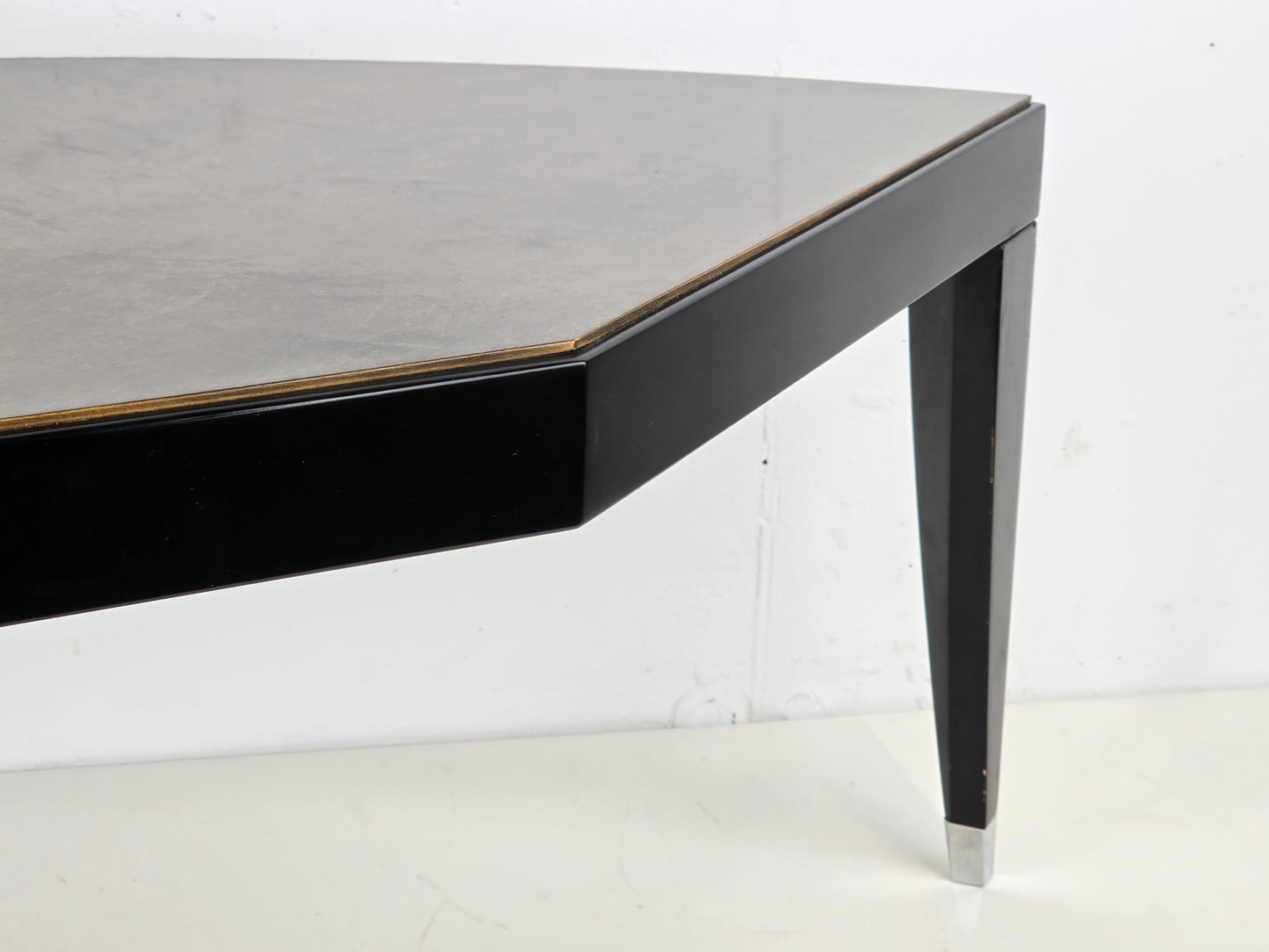 VINTAGE COUCHTISCH wohnzimmer tisch schwarz sofa pflanzen beistelltisch