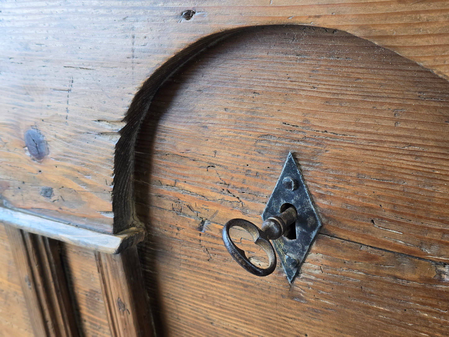 ANTIKE TRUHE holz volholz kiste bauern wäsche hochzeits vintage tirol