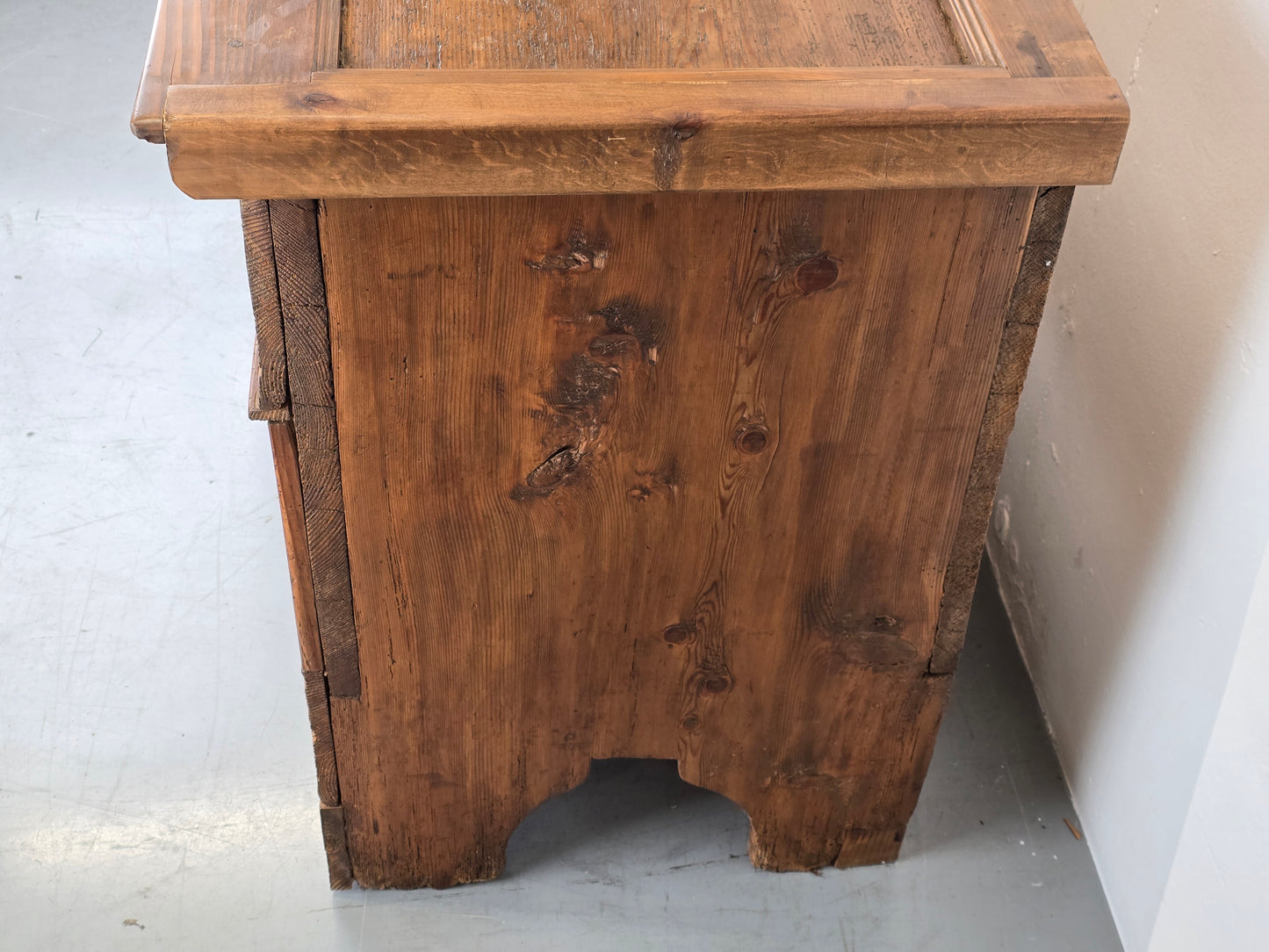 ANTIKE TRUHE holz volholz kiste bauern wäsche hochzeits vintage tirol