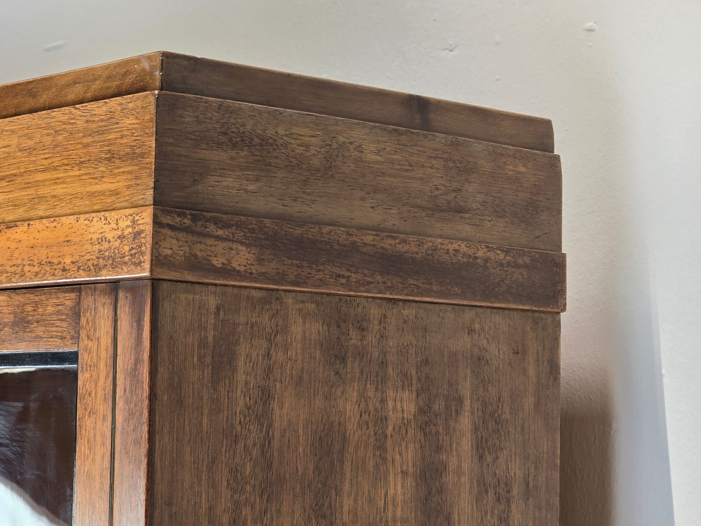 BIEDERMEIER BUFFET nussbaum holz schrank vitrine antik küchen büffet