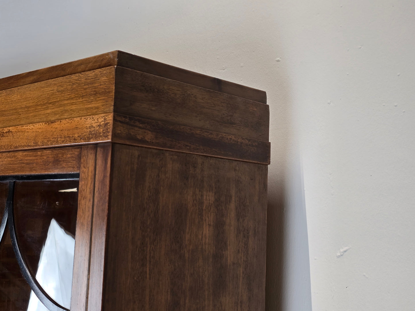 BIEDERMEIER BUFFET nussbaum holz schrank vitrine antik küchen büffet