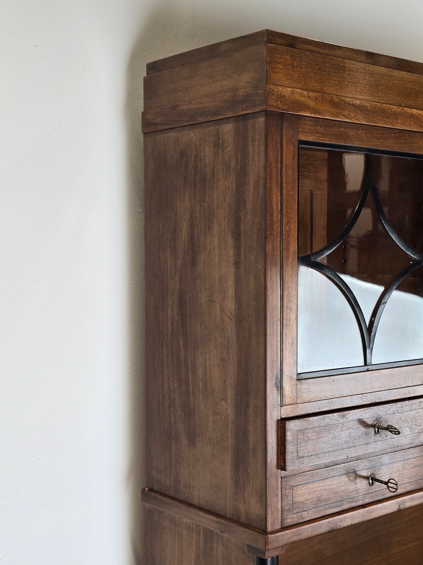 BIEDERMEIER BUFFET nussbaum holz schrank vitrine antik küchen büffet