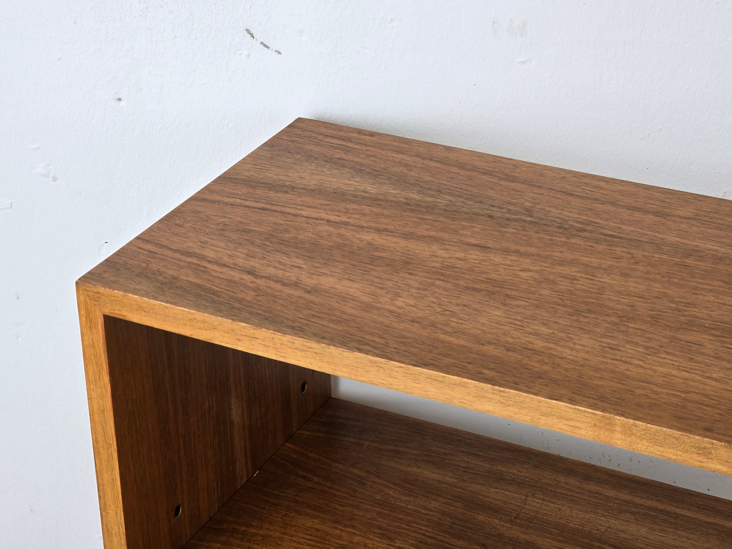 VINTAGE WANDREGAL hängeschrank hängeregal bücher nuss holz mid century