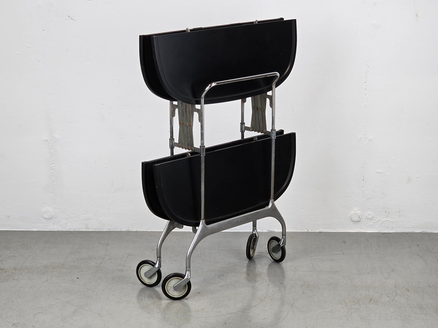 KARTELL SERVIERWAGEN barwagen vintage gastone schwarz dolly trolly Antonio Citterio & Oliver Low
