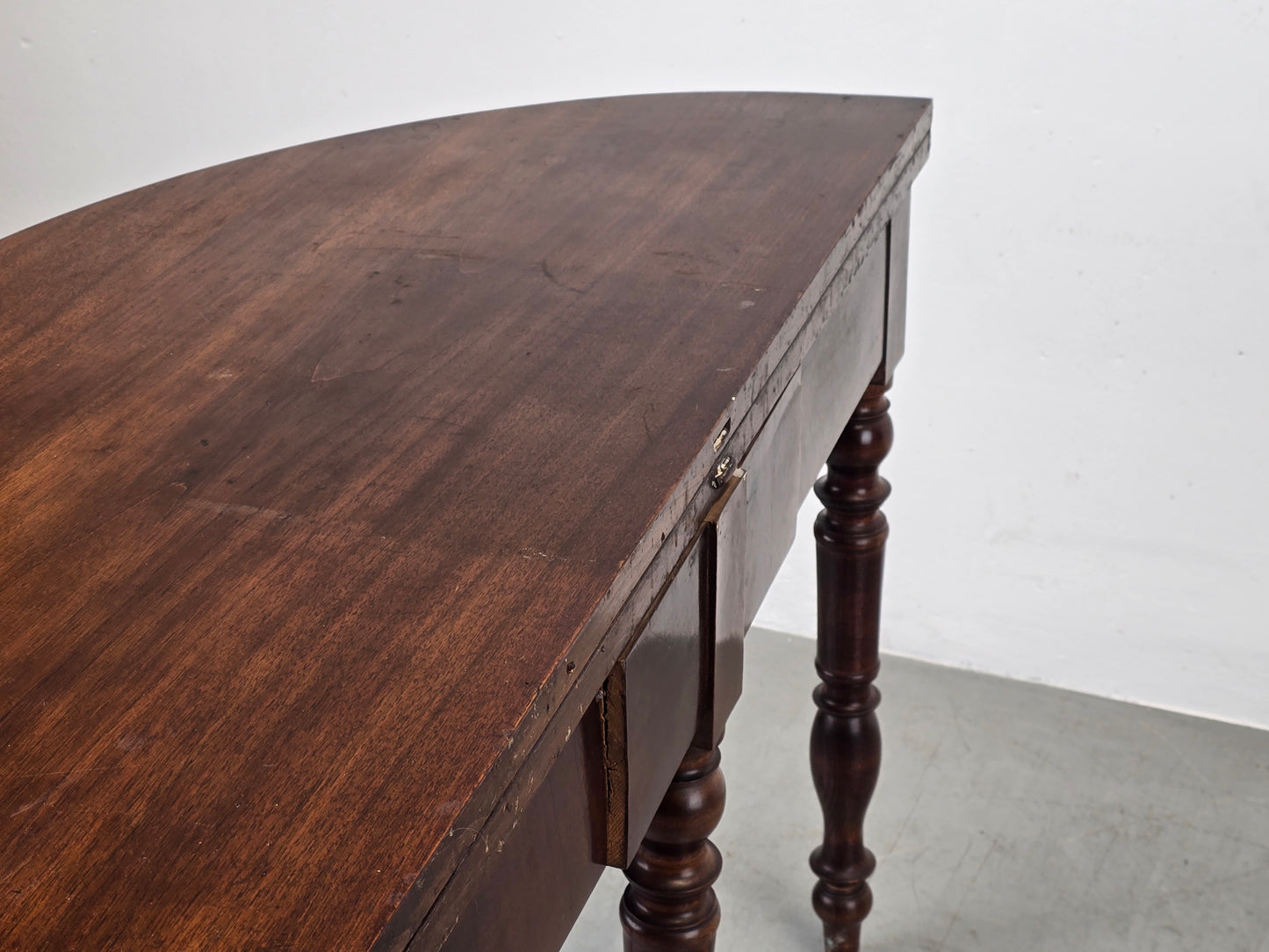 DEMI-LUNE TISCH beistelltisch nussbaum holz antik esstisch küche biedermeier