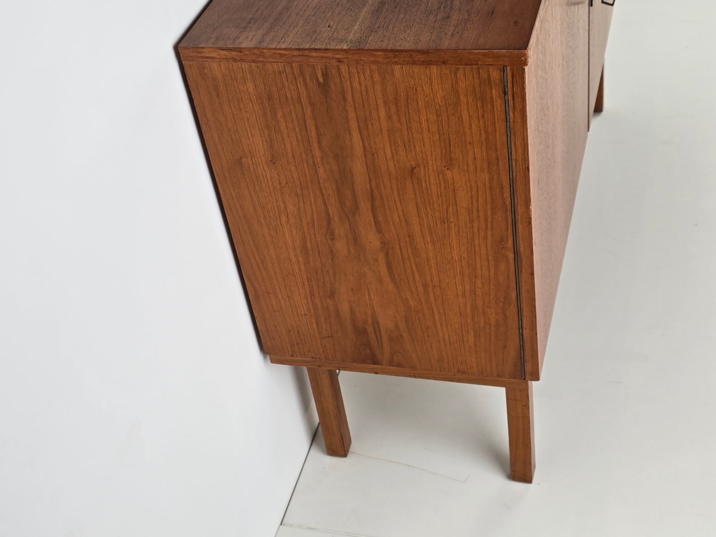 MID CENTURY SIDEBOARD nussbaum holz kommode schubladen tv board