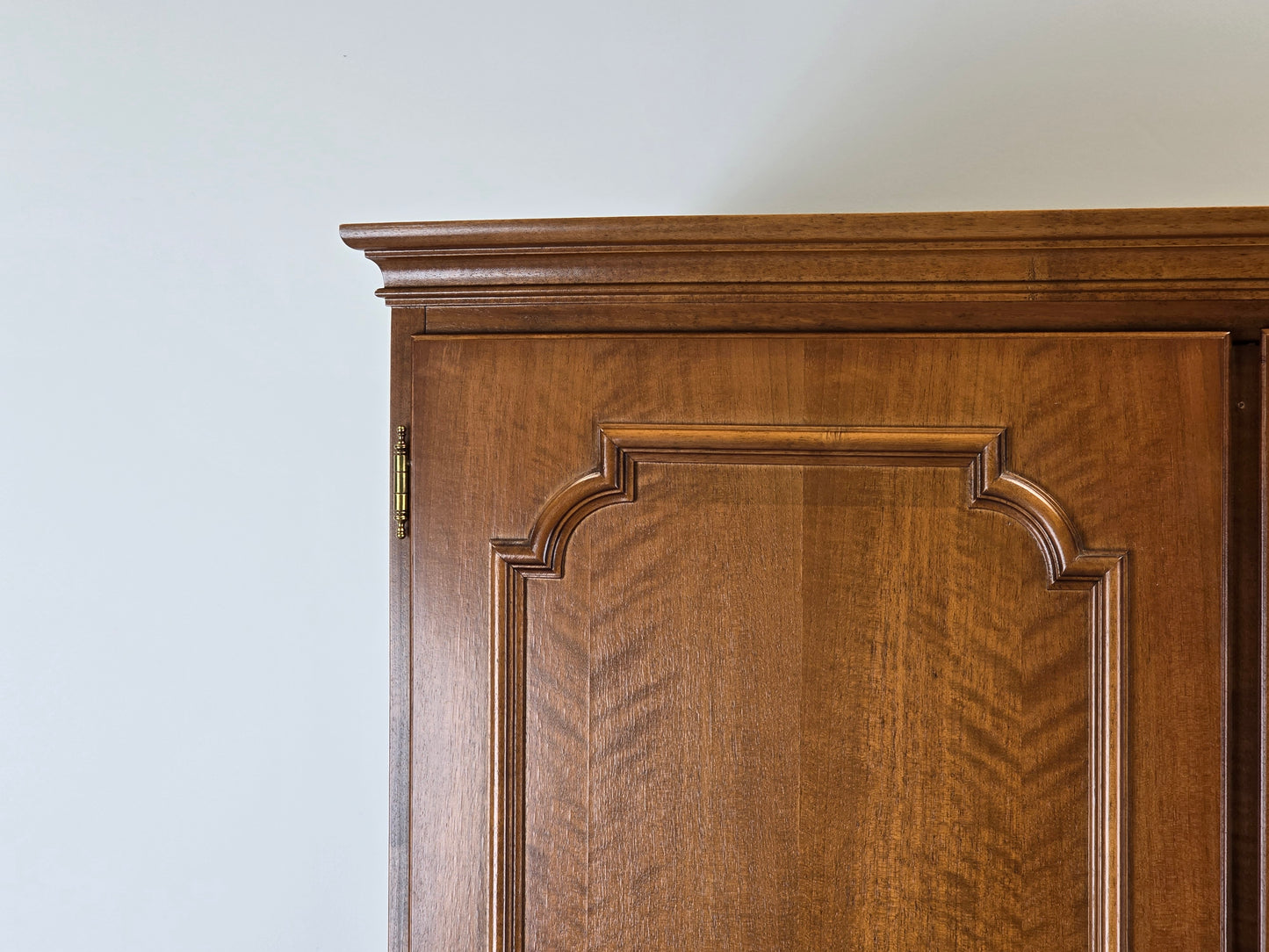 VINTAGE KLEIDERSCHRANK schrank holz antik dunkelbraun nussbaum