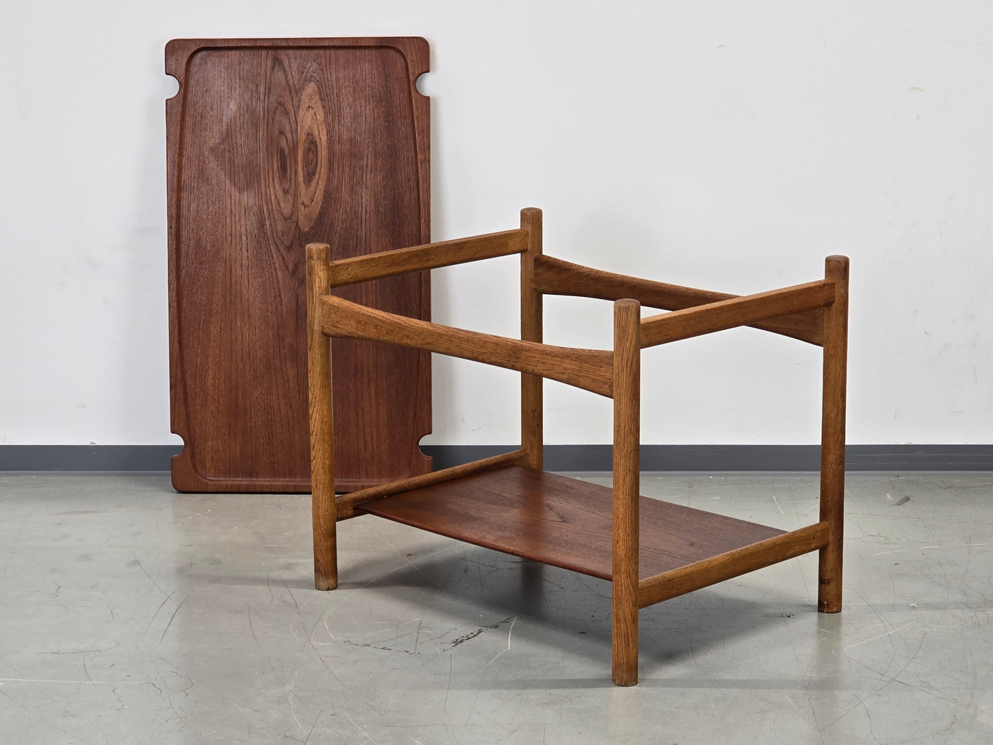 HANS J WEGNER TEAK TISCH couchtisch servierwagen holz beistelltisch massiv