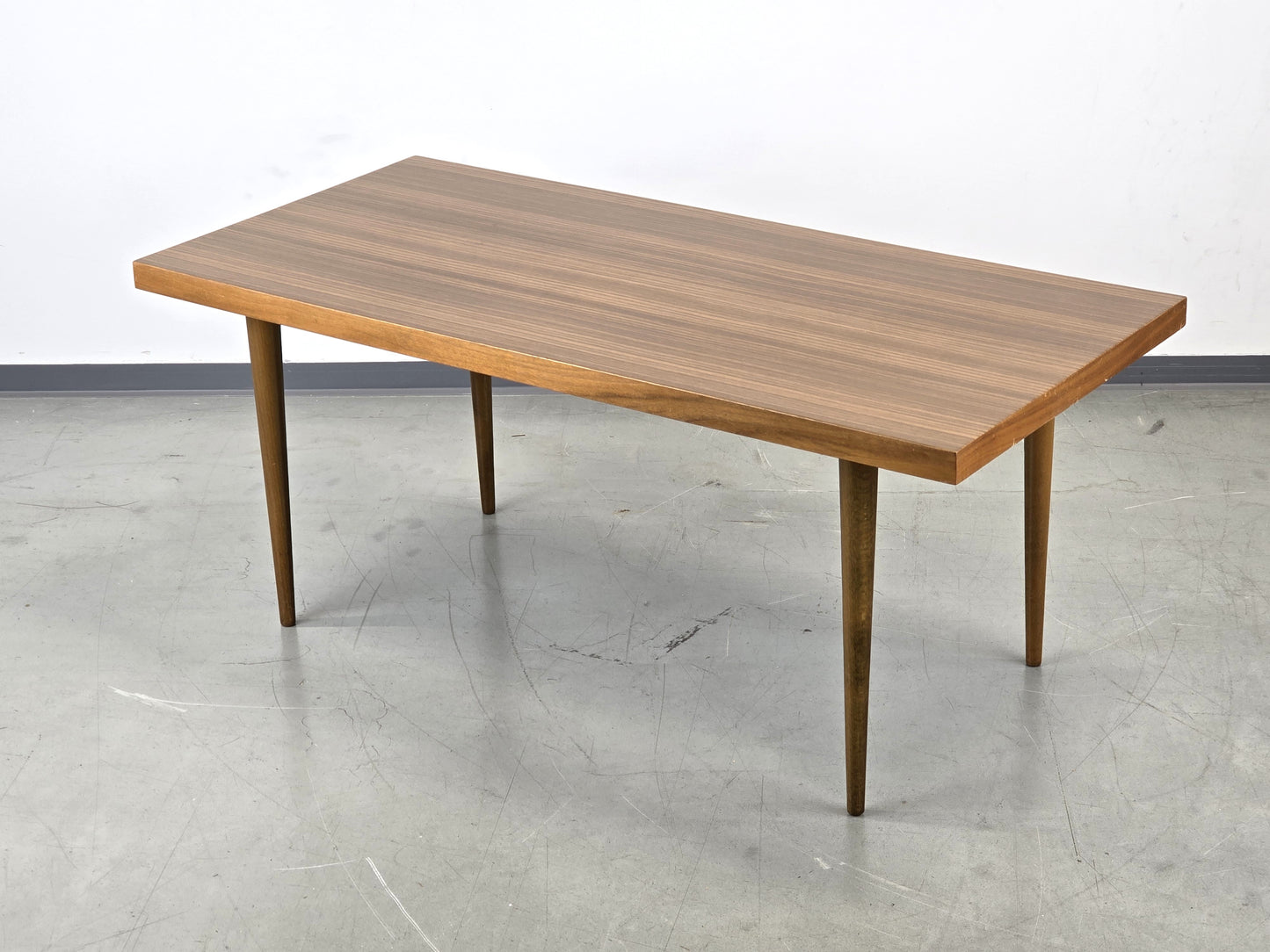 MID CENTURY COUCHTISCH wohnzimmer tisch nussbaum ddr retro vintage beistelltisch