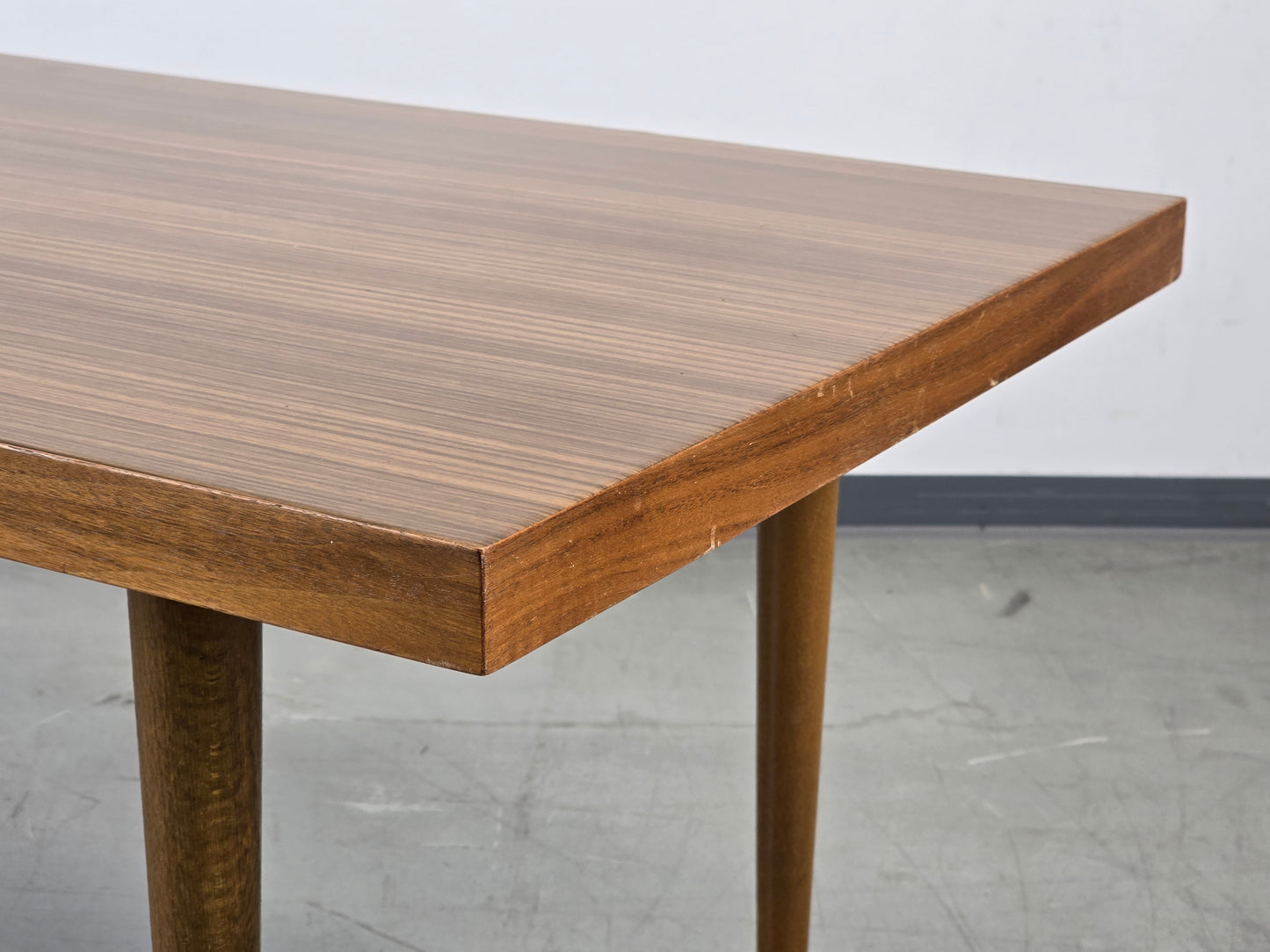 MID CENTURY COUCHTISCH wohnzimmer tisch nussbaum ddr retro vintage beistelltisch