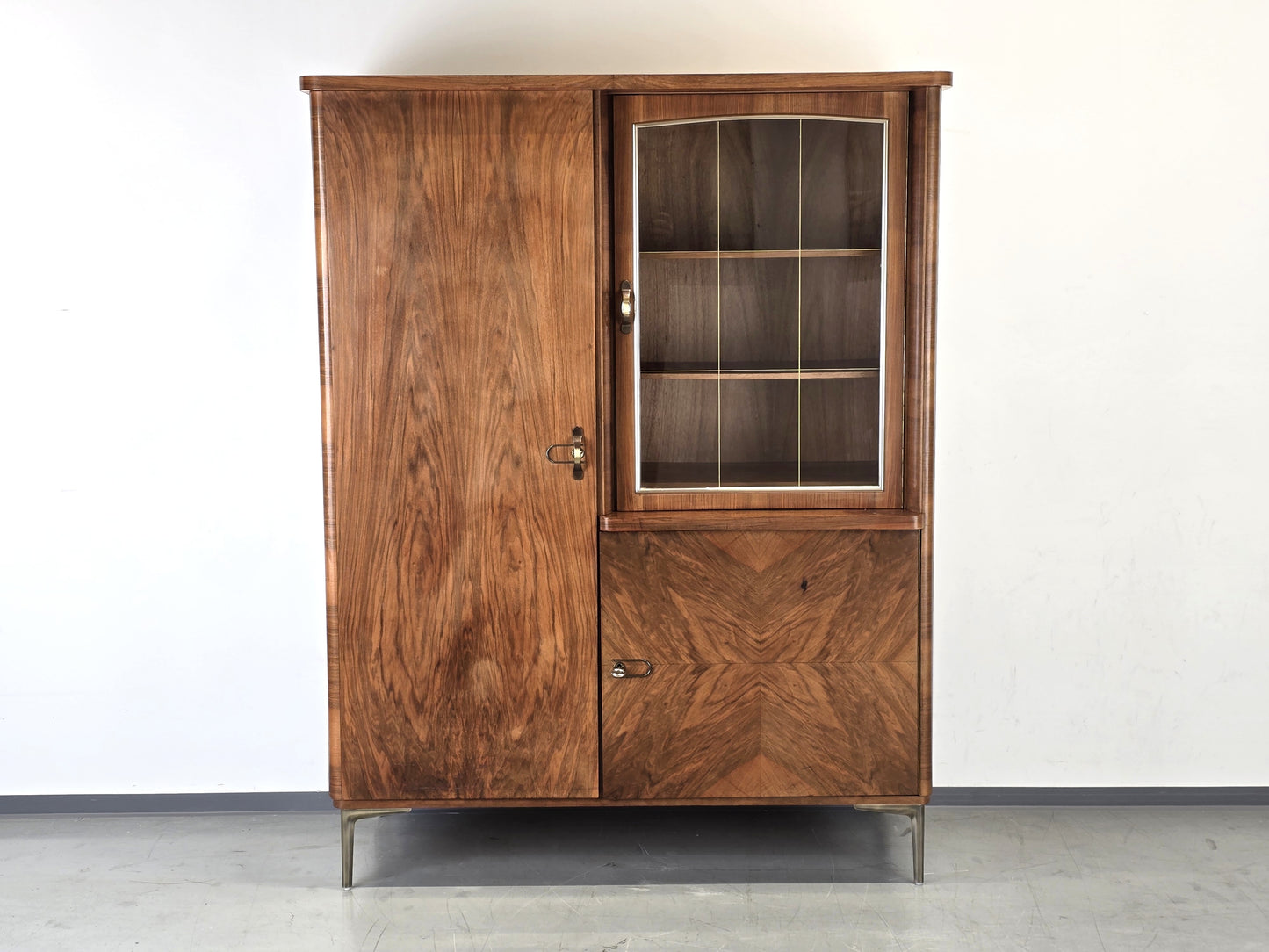 1960ER JAHRE SCHRANK nussbaum holz kleiderschrank vitrine vintage mid century