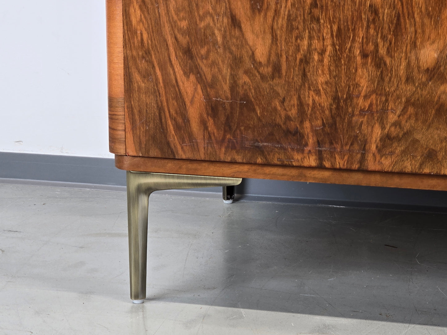 1960ER JAHRE SCHRANK nussbaum holz kleiderschrank vitrine vintage mid century