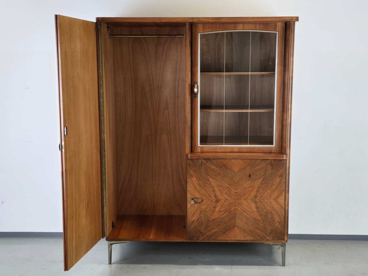 1960ER JAHRE SCHRANK nussbaum holz kleiderschrank vitrine vintage mid century
