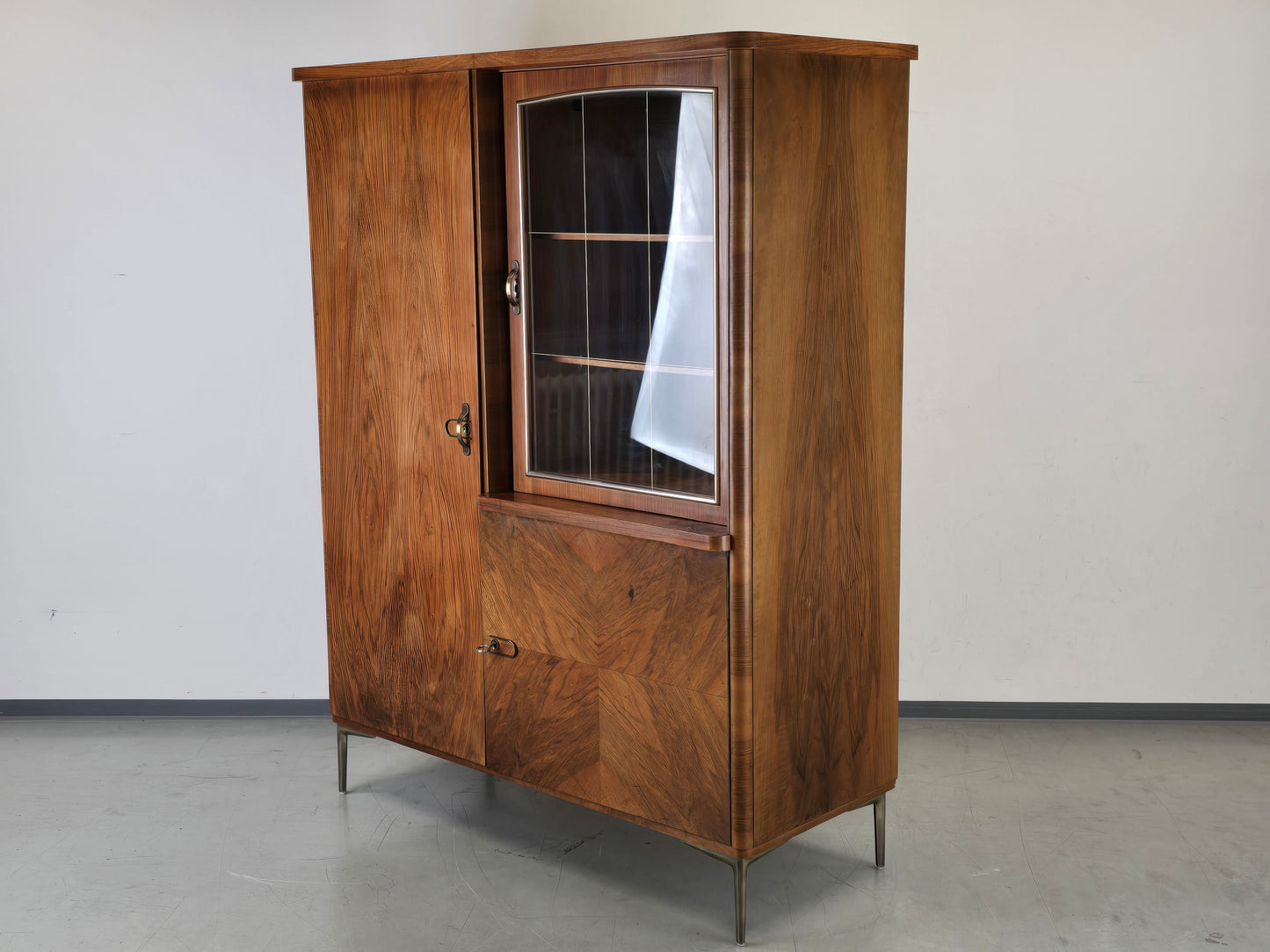 1960ER JAHRE SCHRANK nussbaum holz kleiderschrank vitrine vintage mid century