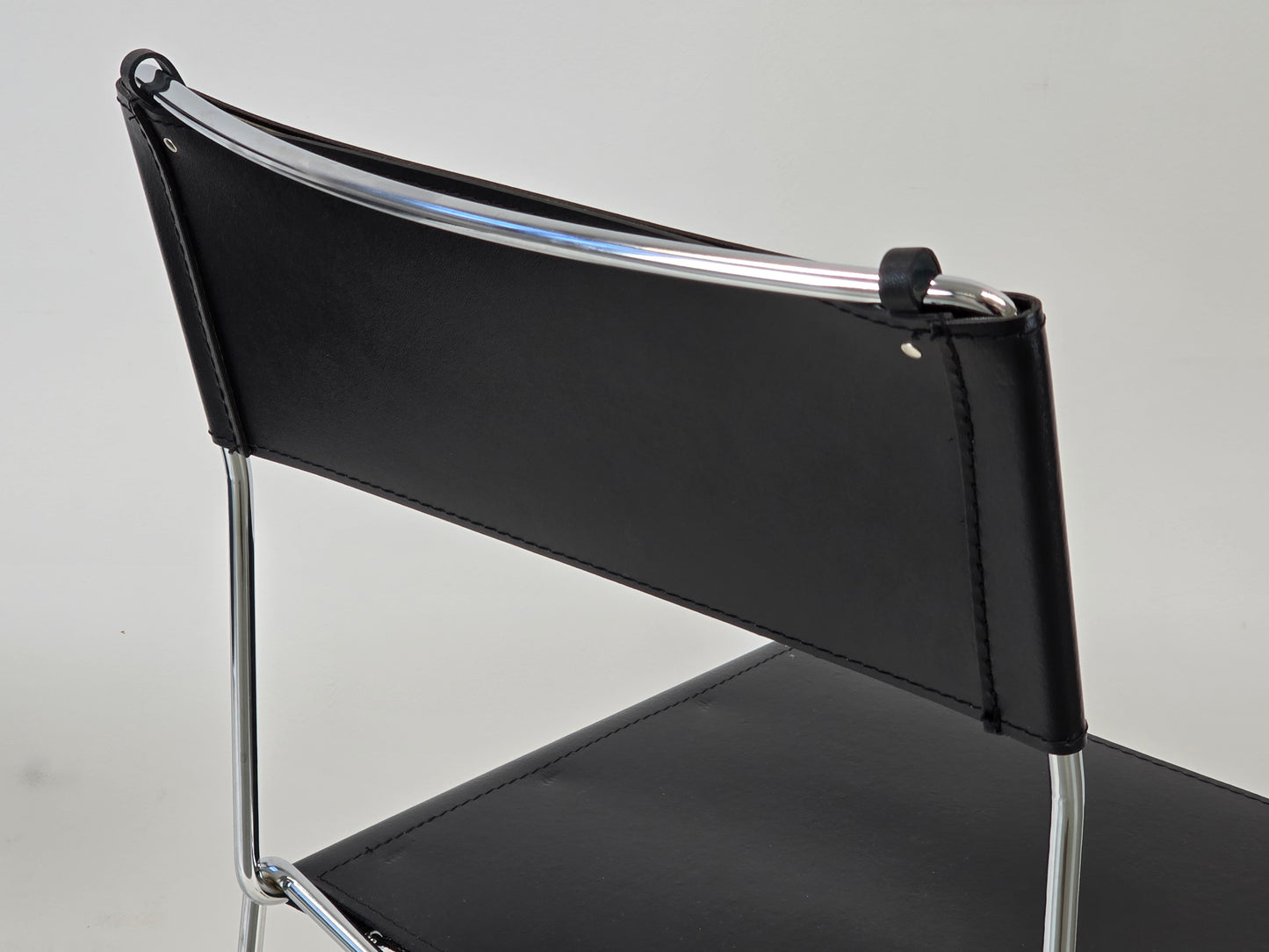 GIANDOMENICO BELOTTI STÜHLE stuhl leder vintage 1970er küche esstisch esszimmer