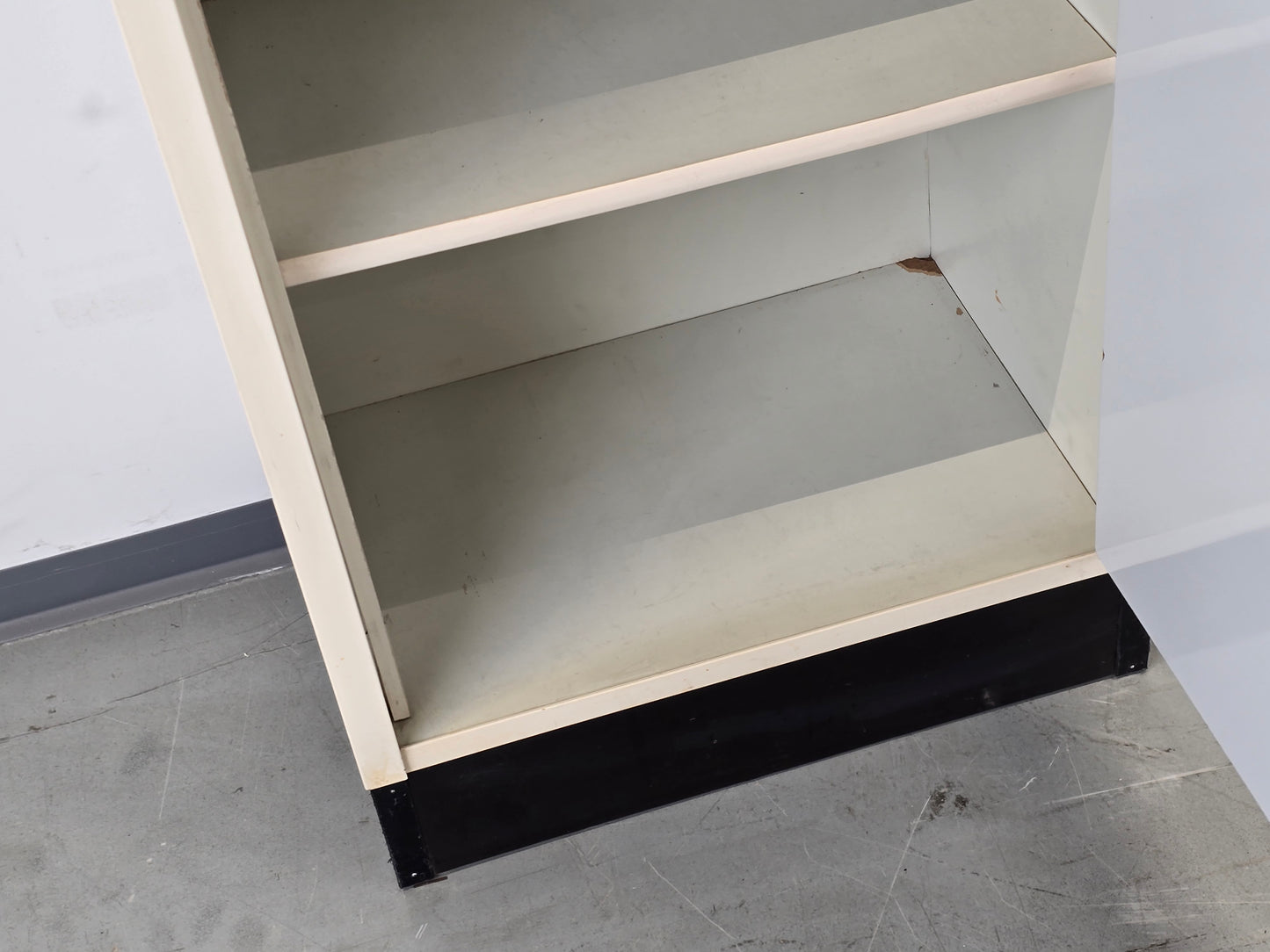 MID CENTURY SCHRANK Besenschrank schmal flur küche küchenschrank vintage kleiderschrank