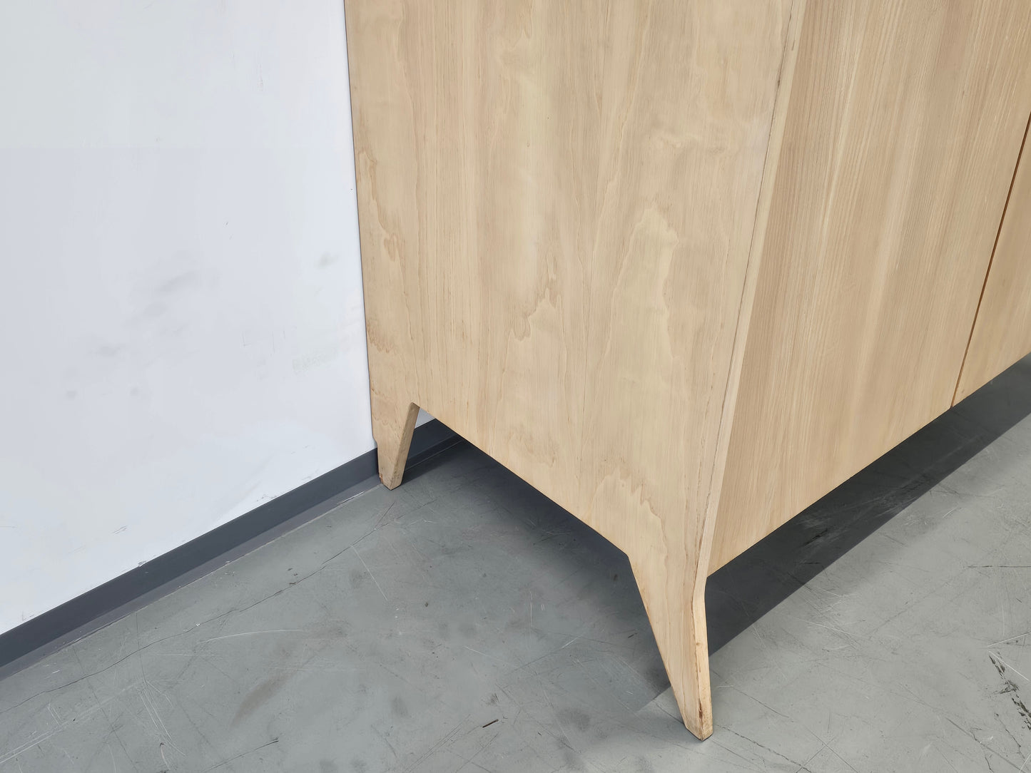 MID CENTURY KLEIDERSCHRANK beige schrank vintage 1960er weiß