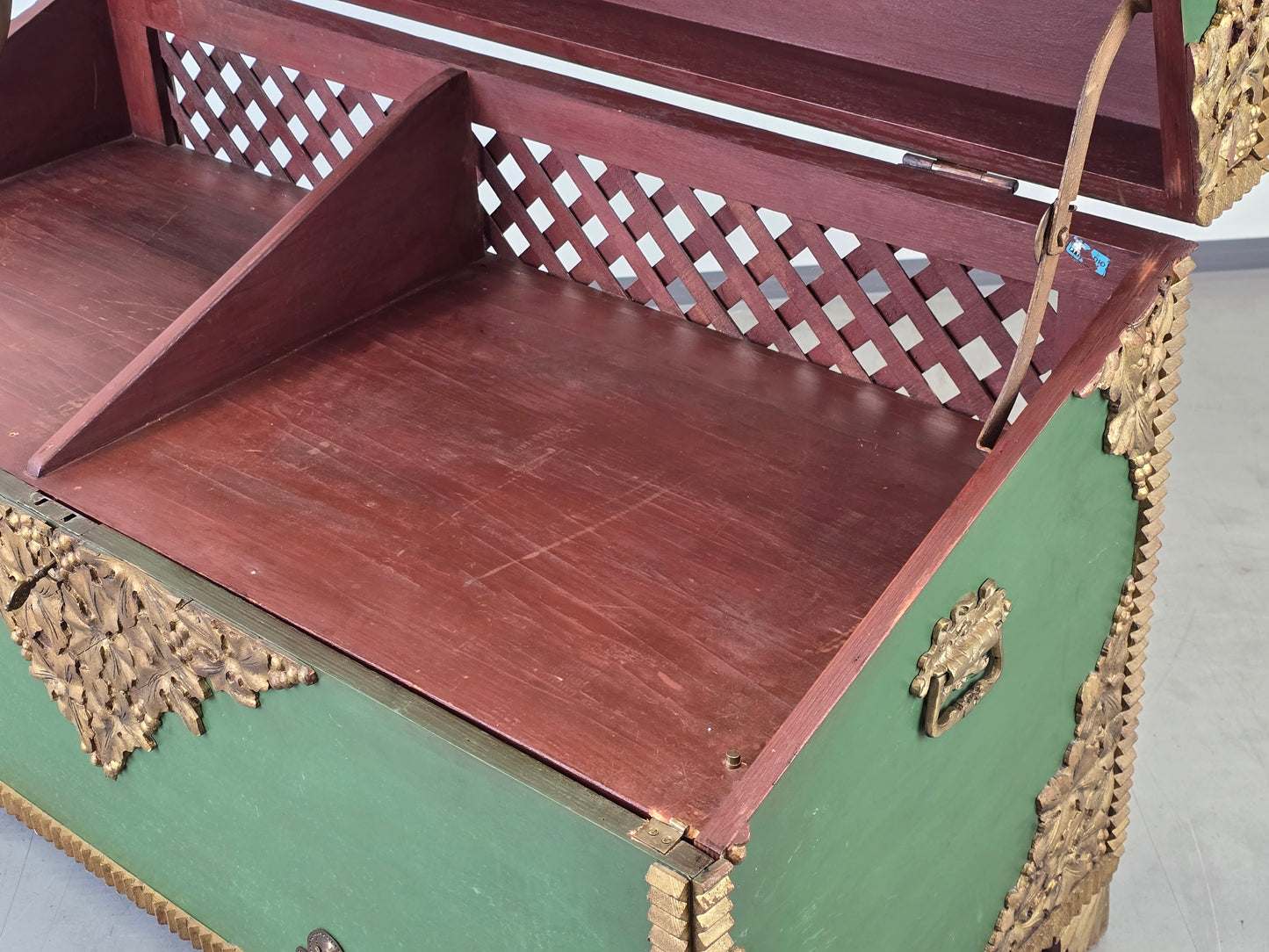 ANTIK TRUHE kommode vintage grün gold sekretär bemalt barock Rokoko