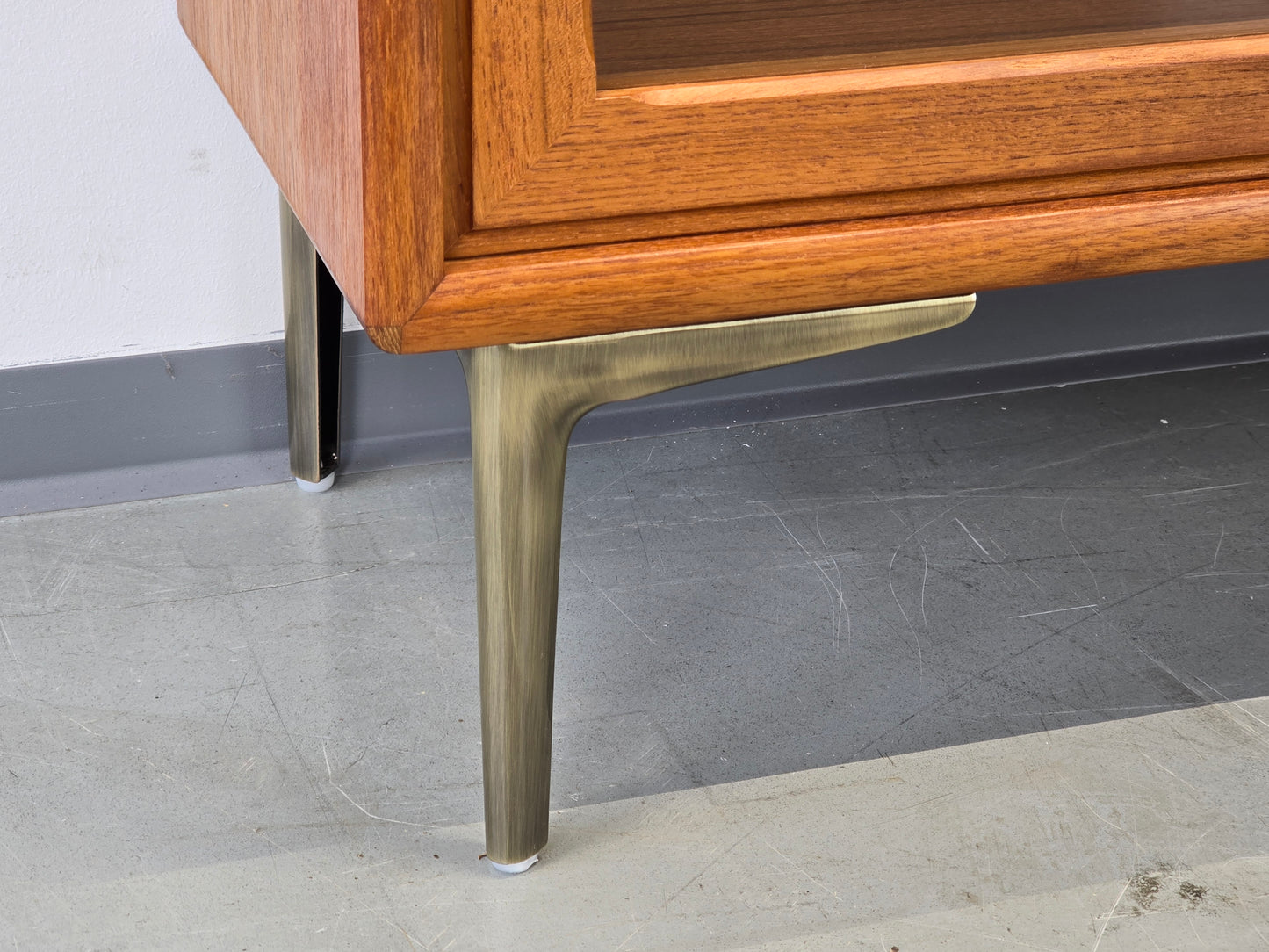 MID CENTURY TEAK VITRINE vintage sideboard kommode holz retro