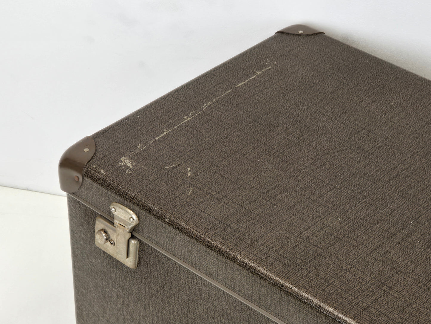 VINTAGE TRUHE Koffer Überseekoffer Couchtisch Beistelltisch Retro Stauraum