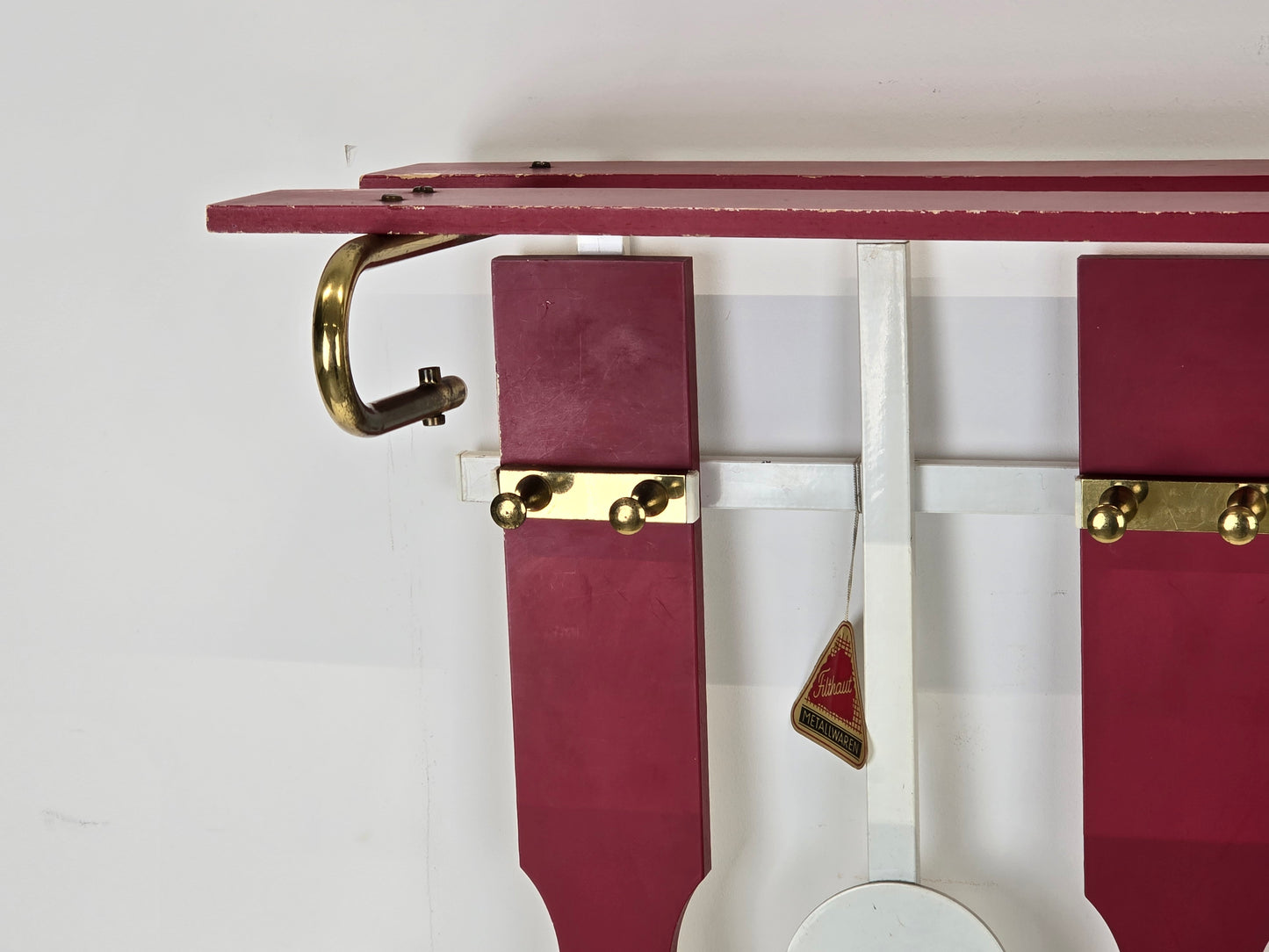 VINTAGE GARDEROBE Mid Century Wandgarderobe Filthaut 50er 60er Design Retro Rot