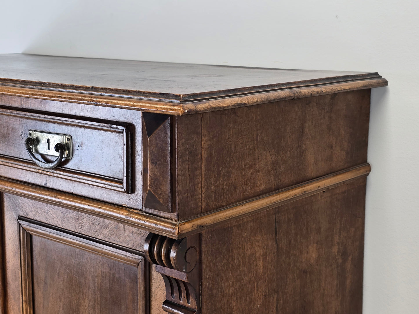 ANTIKER VERTIKO Biedermeier Kommode Nussbaum Anrichte Pfeilerschrank Vintage