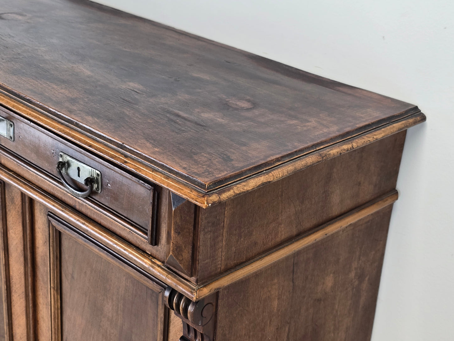 ANTIKER VERTIKO Biedermeier Kommode Nussbaum Anrichte Pfeilerschrank Vintage