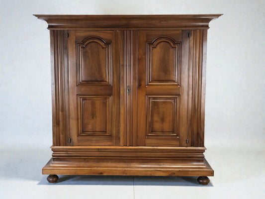 ANTIK SCHRANK Barock Kleiderschrank Frankfurter Wellenschrank Nussbaum Massivholz