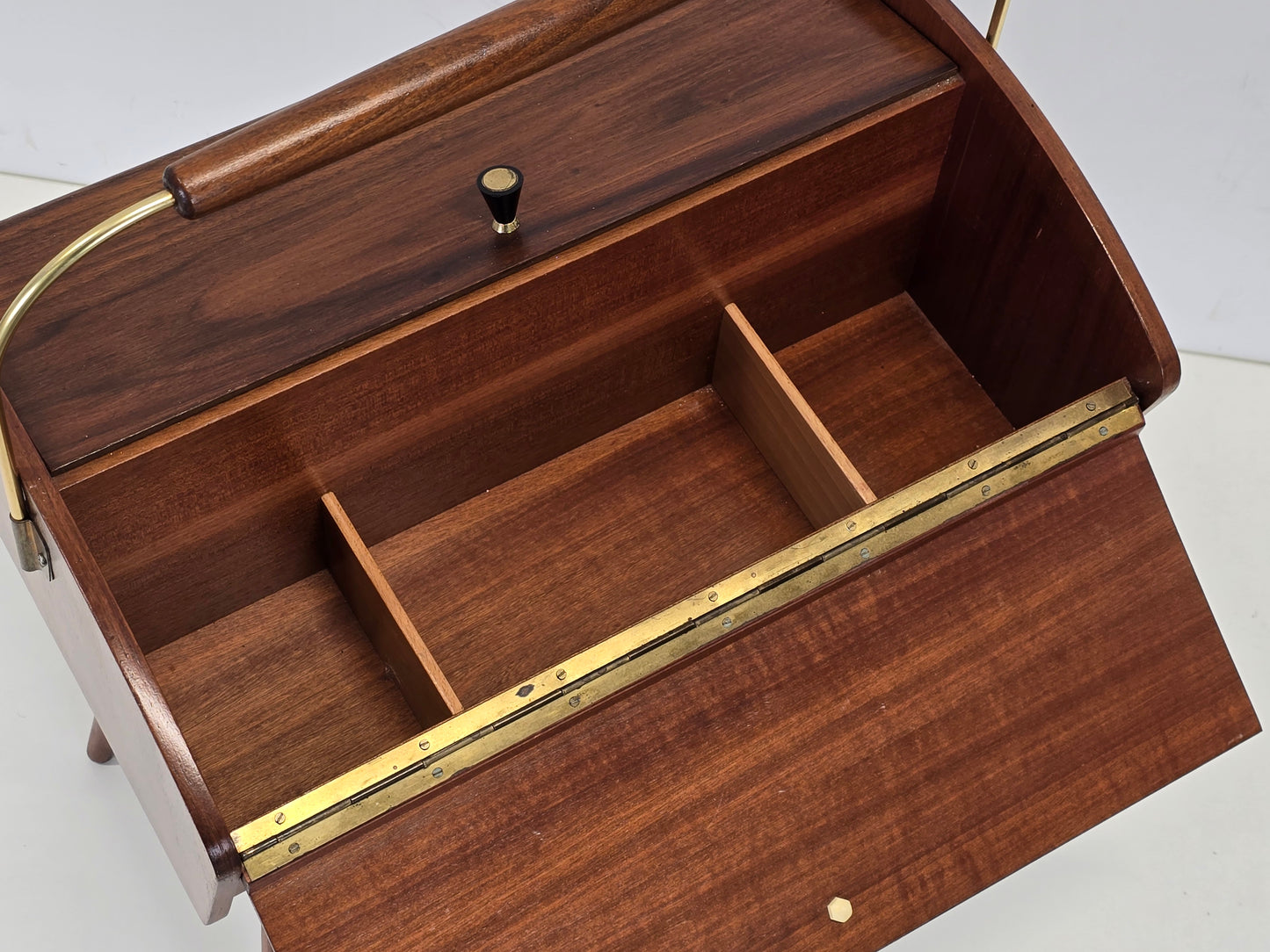 VINTAGE NÄHKASTEN Mid Century Design 50er 60er Teak Rollwagen Beistelltisch Retro