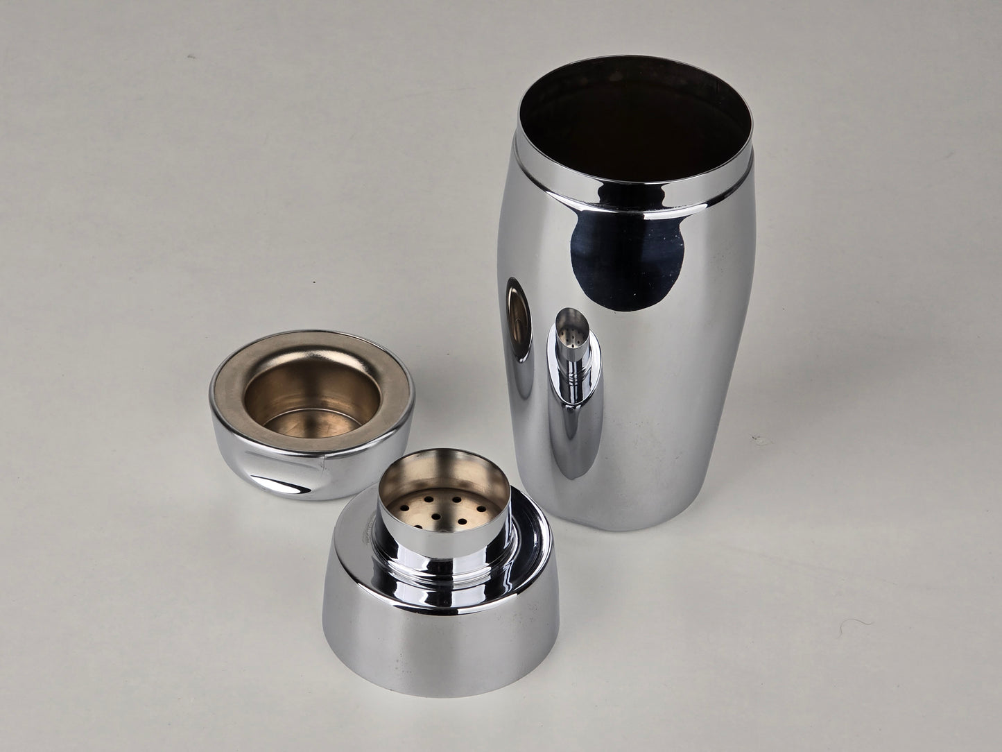 SYLVIA STAVE alfra alessi Shaker Bomb Italy Vintage Design Edelstahl