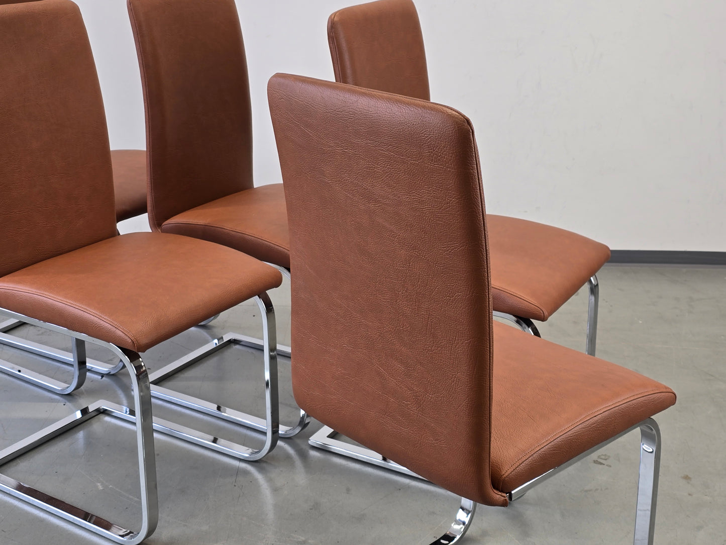 DESIGN FREISCHWINGER Leder-Optik Braun Chrom Stühle hochwertig 6er Set Modern