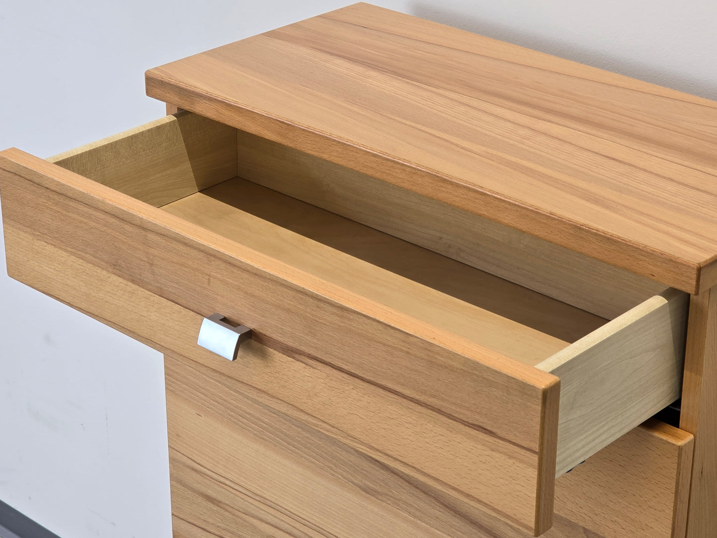 WILDBUCHE SCHUHSCHRANK Kommode Holz Schuhkipper Flur Design