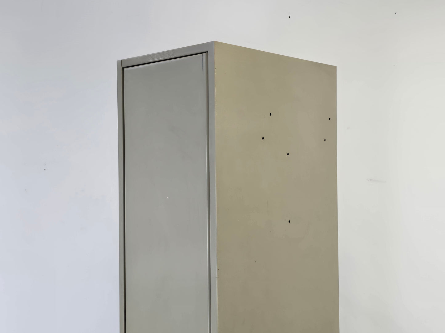 SPIND SCHRANK Metall Spindschrank Garderobe Vintage Industrie Design