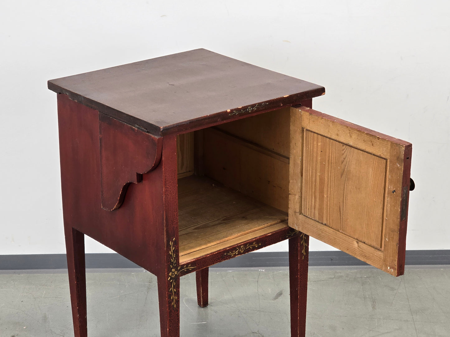 VINTAGE NACHTTISCH Beistelltisch Rot Gold Chinoiserie Antik Schränkchen Kommode
