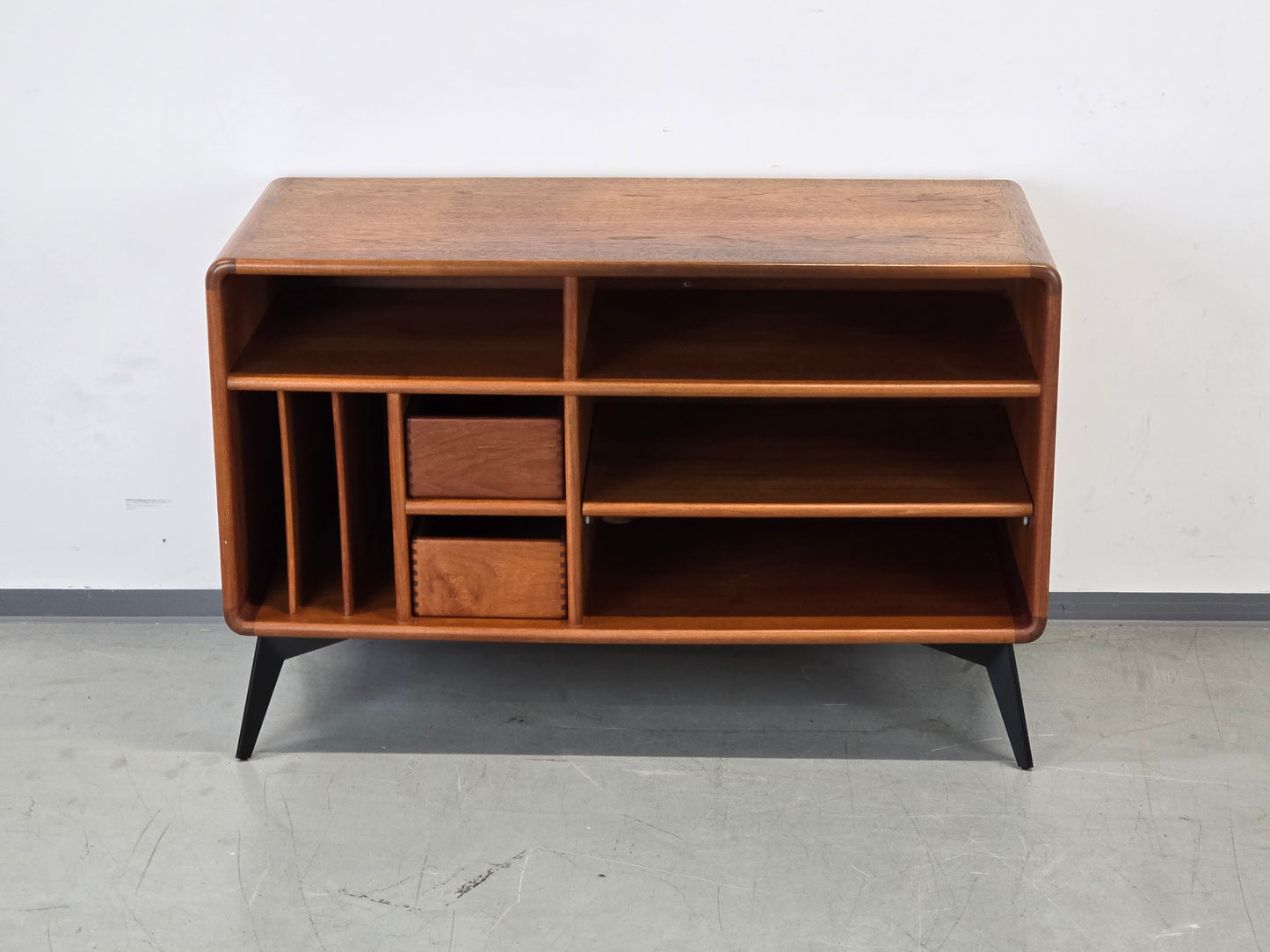 TEAK SIDEBOARD Hifi Kommode Mid Century Vintage Salin Nyborg Dänisch Design 60er
